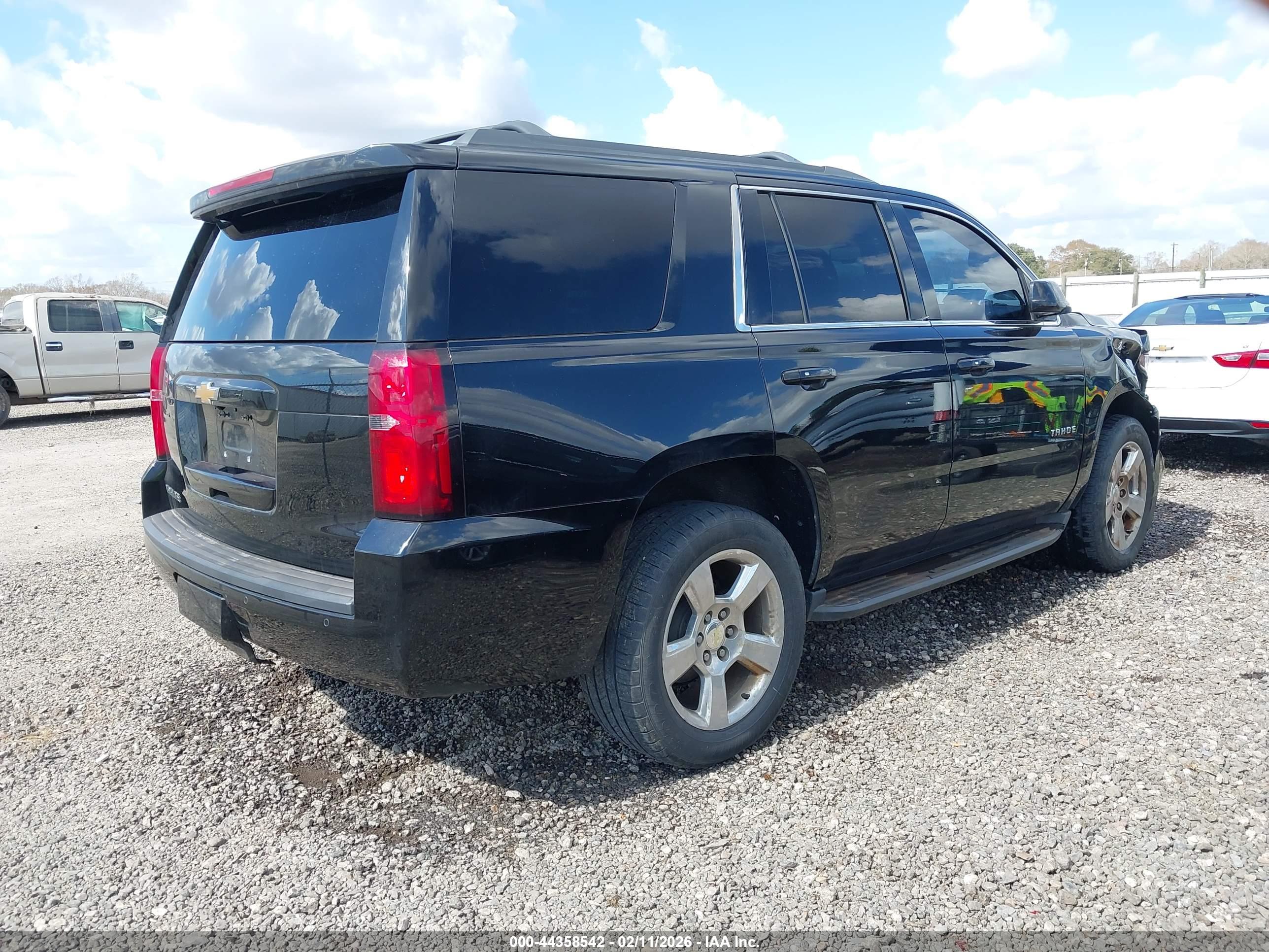 CHEVROLET TAHOE image 4
