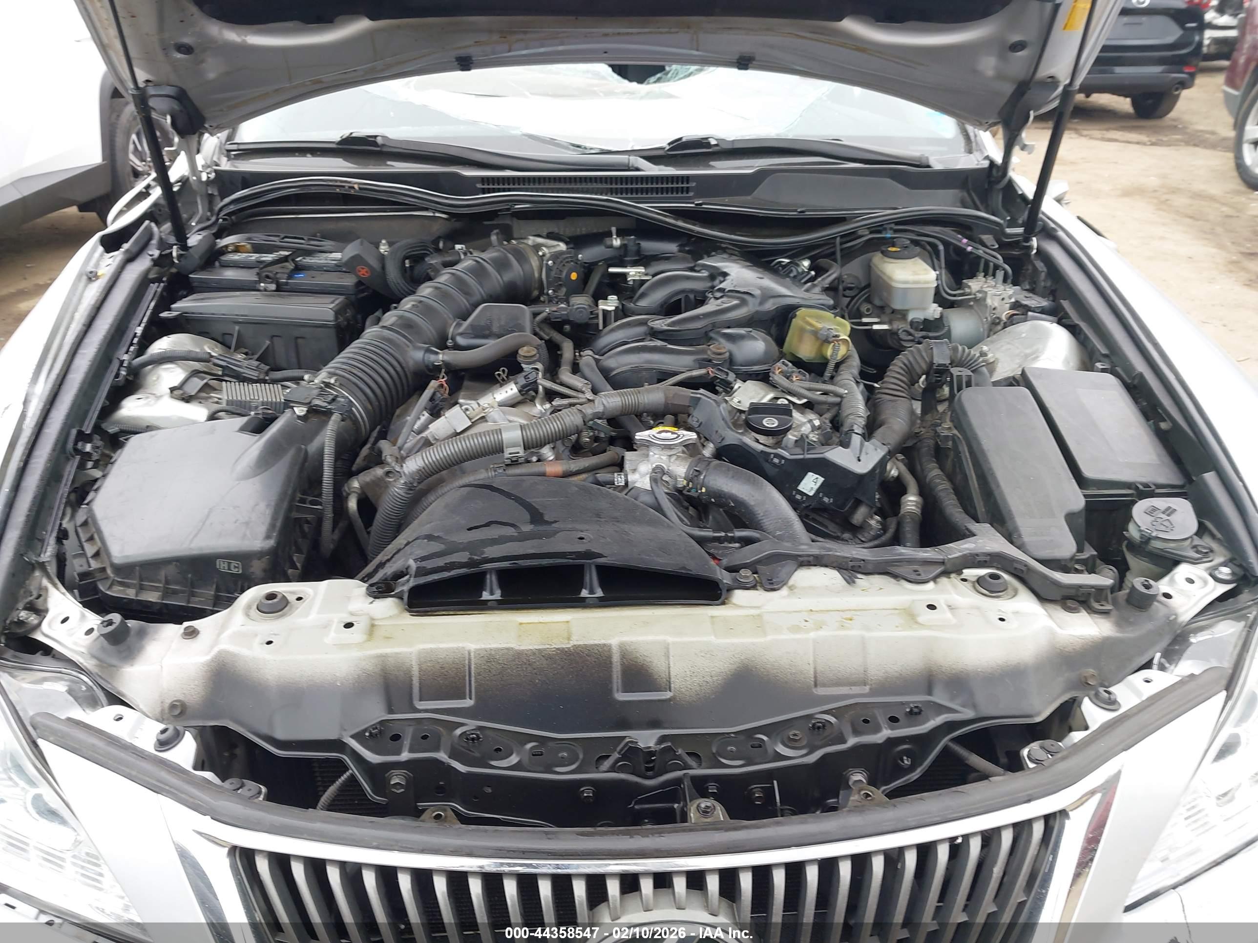 LEXUS IS image 10