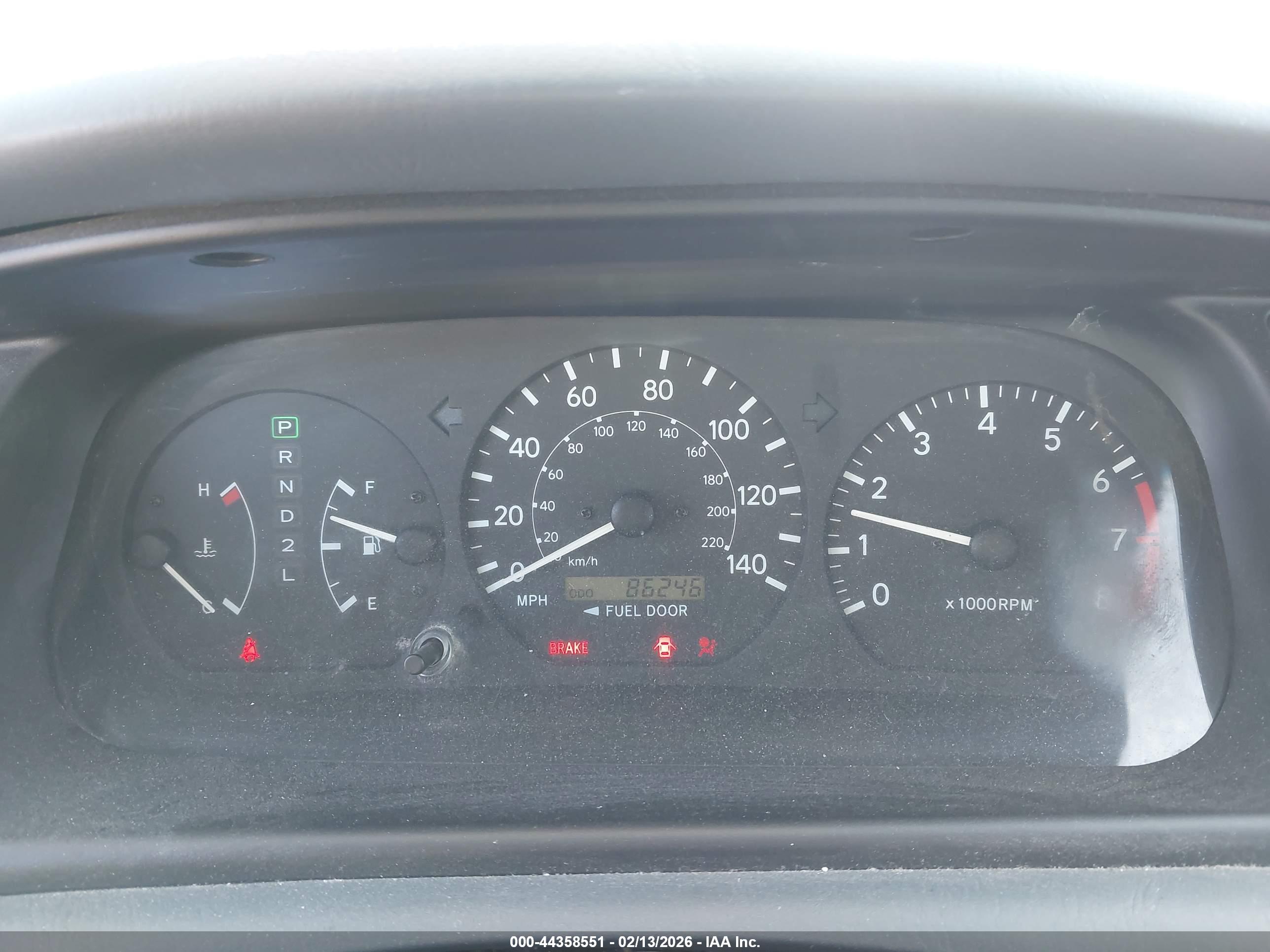 TOYOTA CAMRY image 7