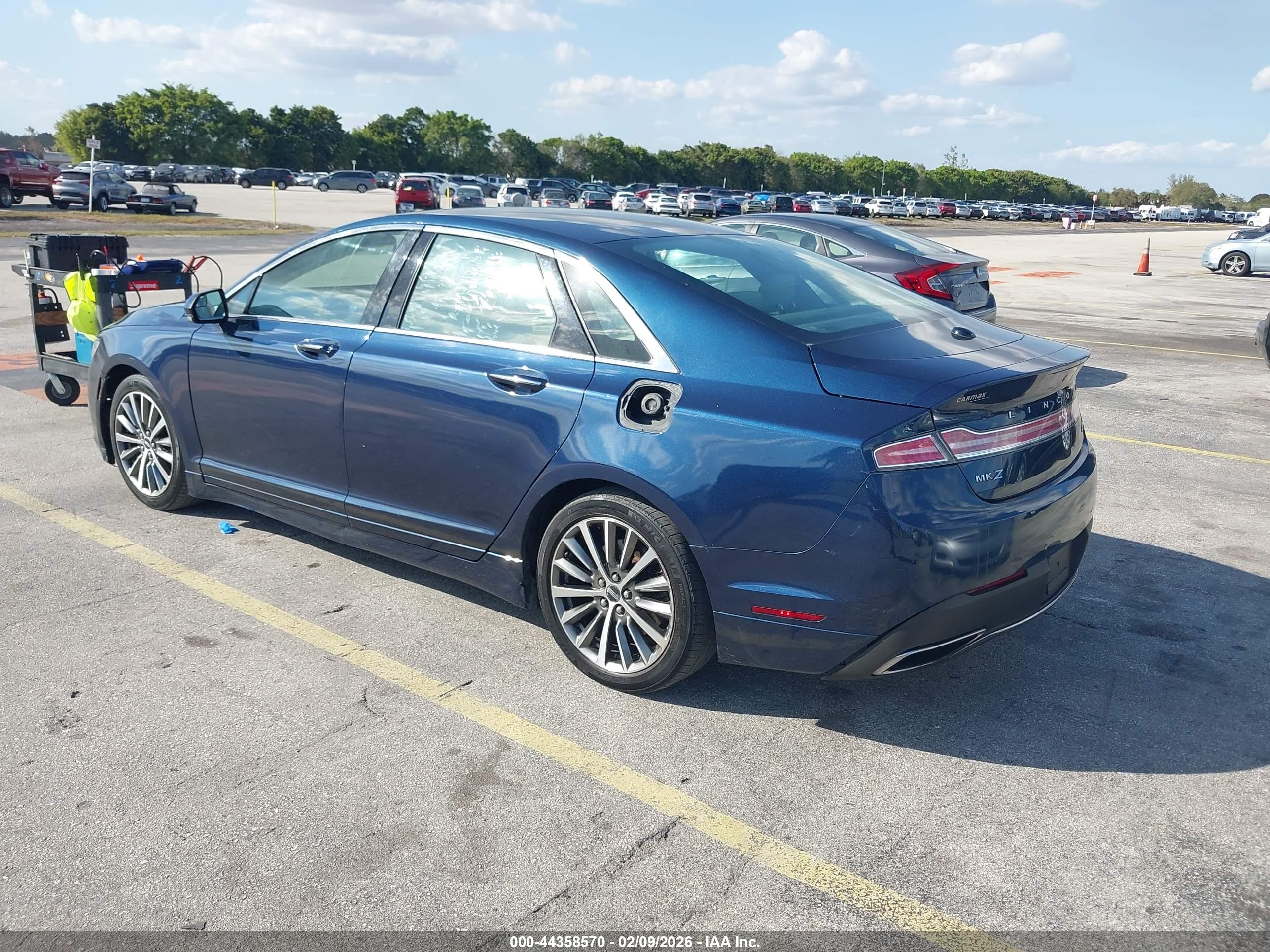 LINCOLN MKZ image 3
