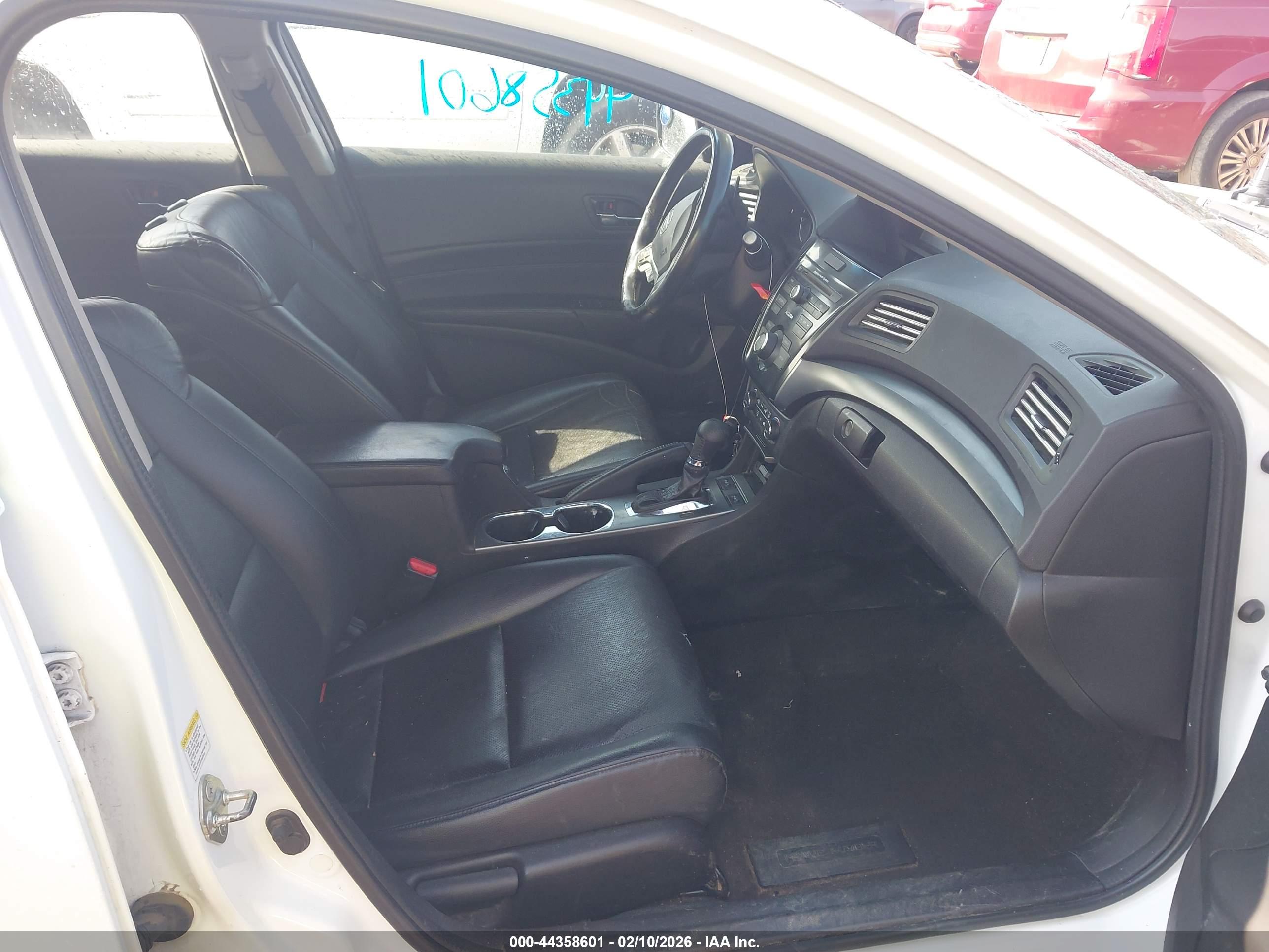 ACURA ILX image 5