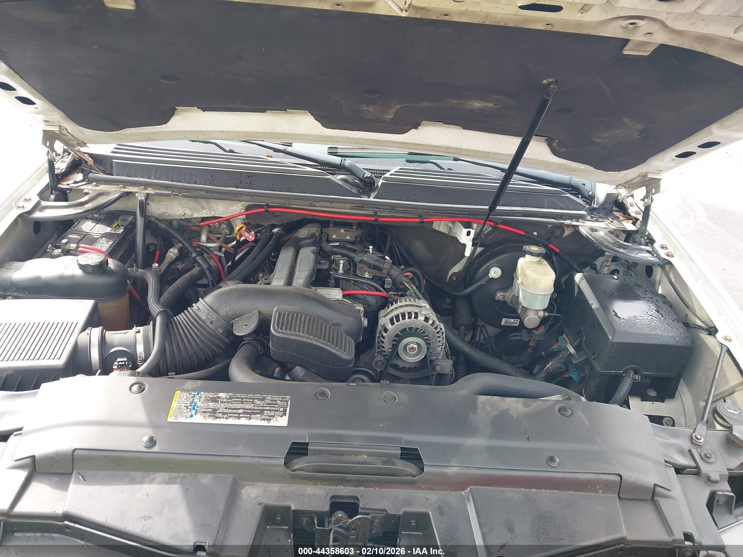 CHEVROLET TAHOE image 10