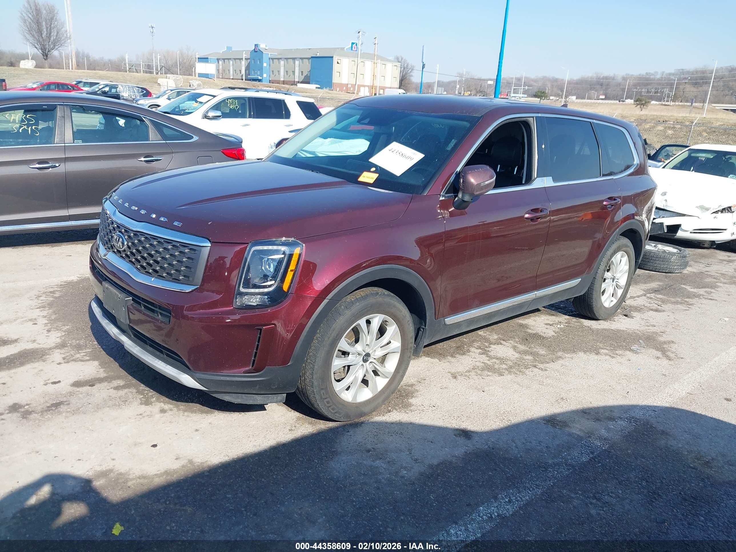 KIA TELLURIDE image 2