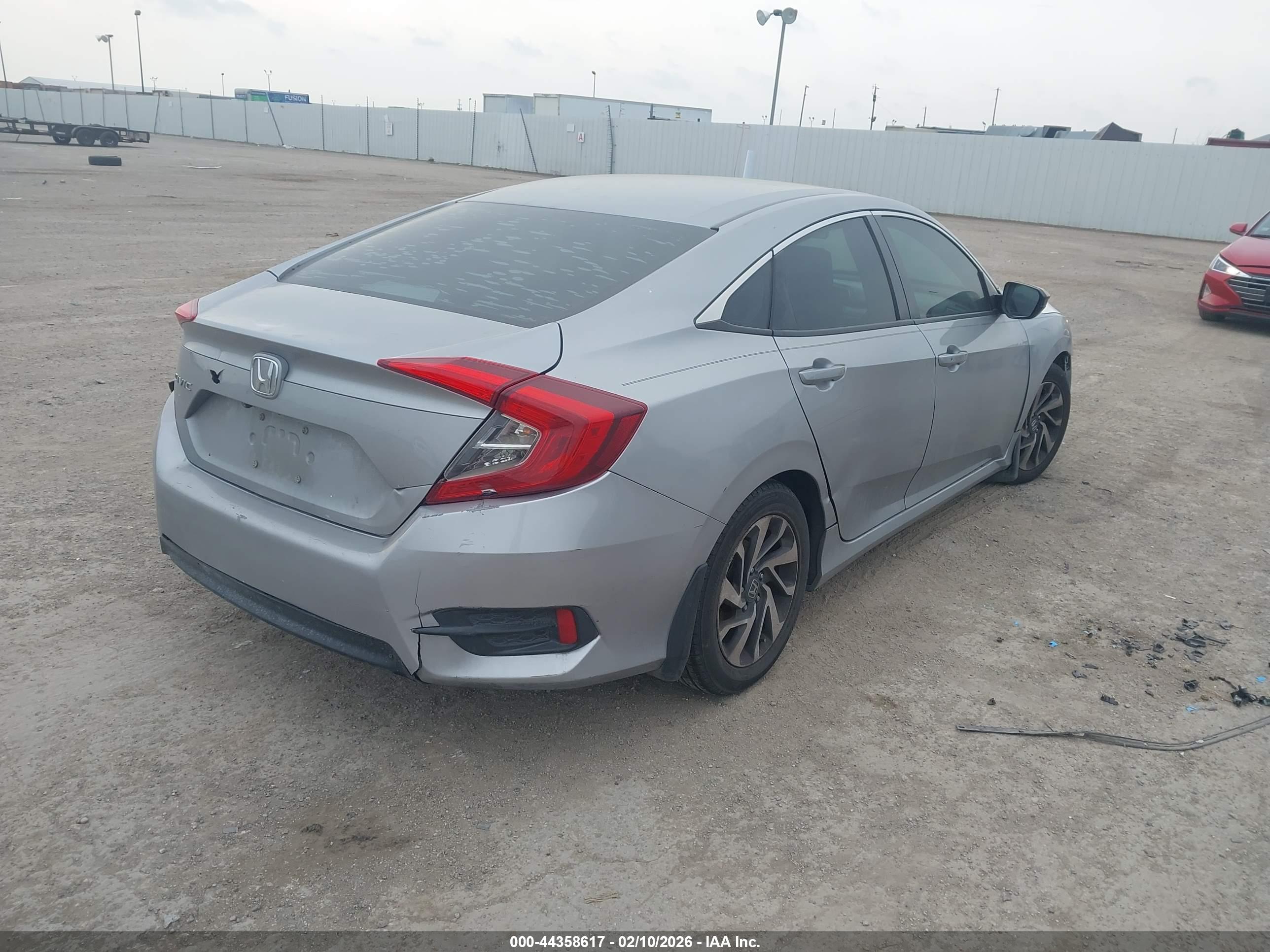HONDA CIVIC image 4