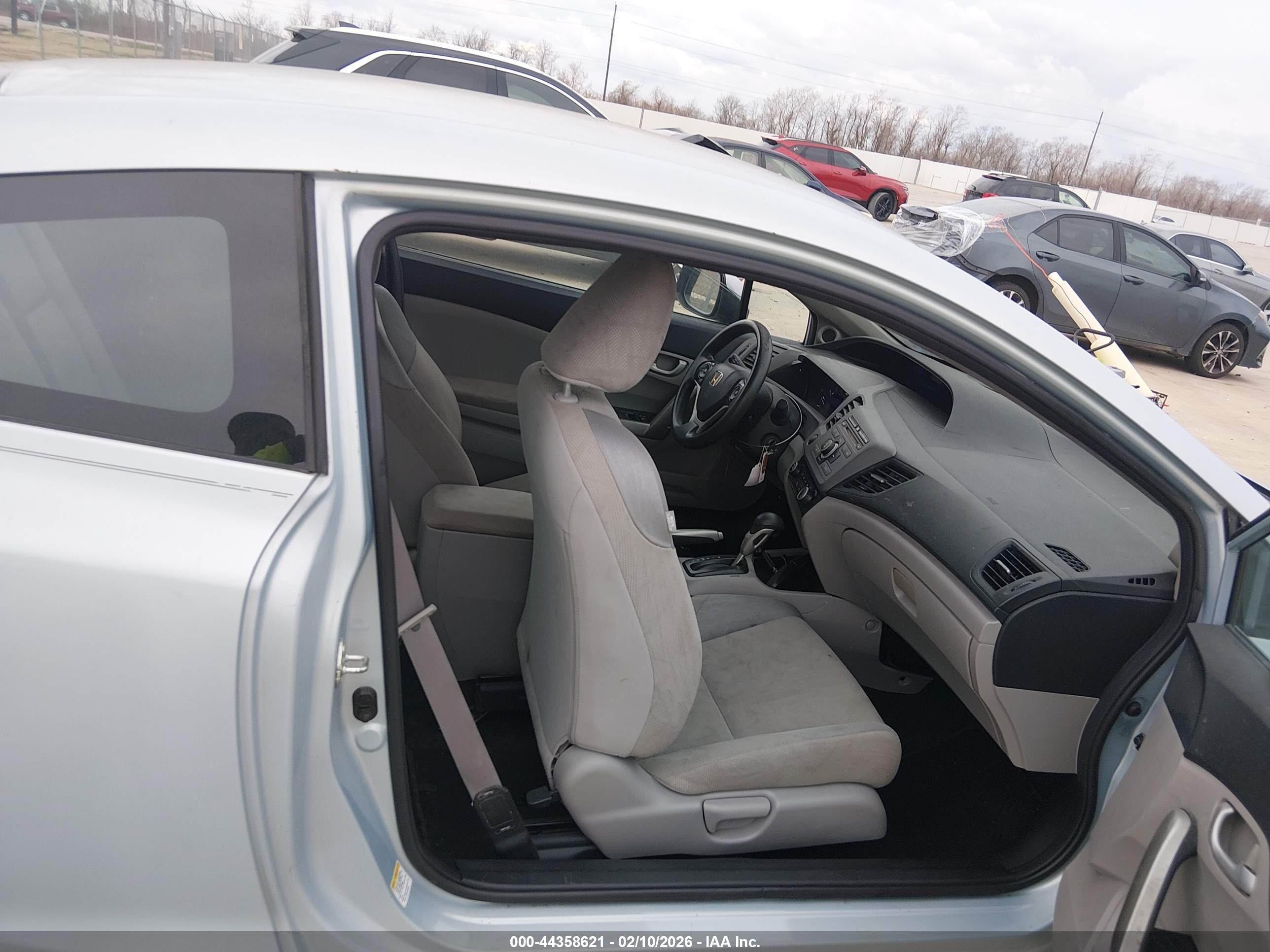 HONDA CIVIC image 5