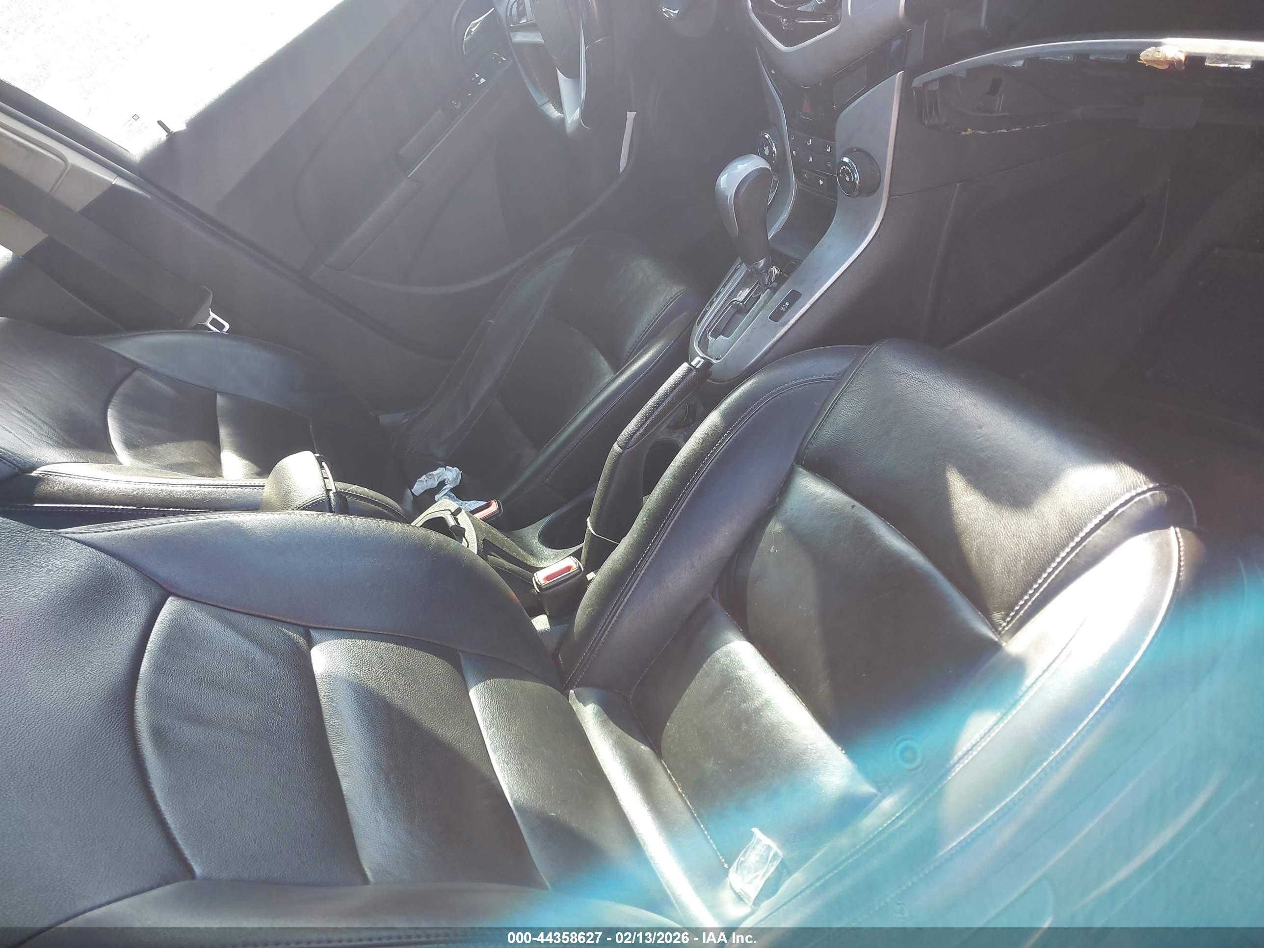 CHEVROLET CRUZE image 5