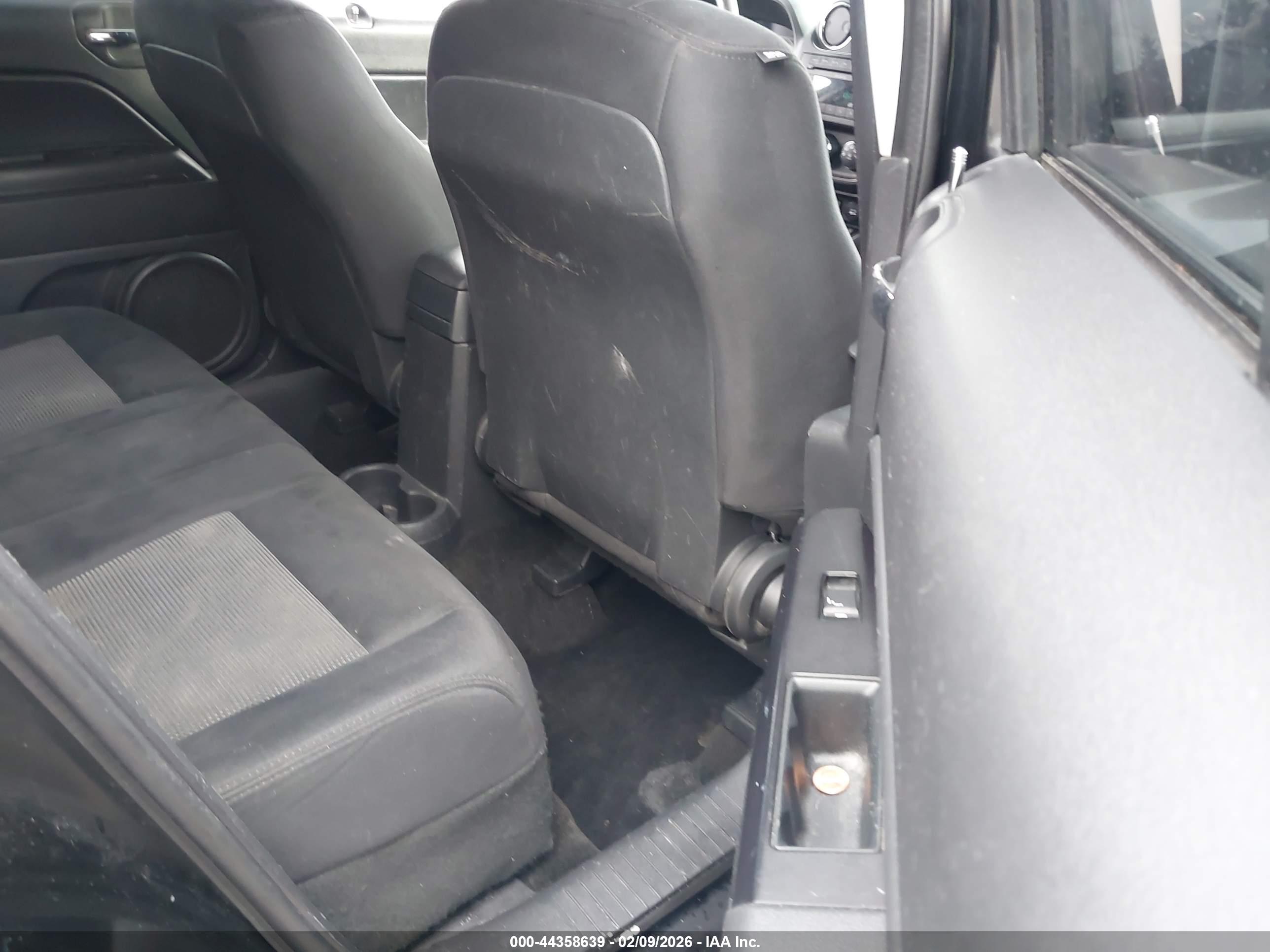 JEEP PATRIOT image 8