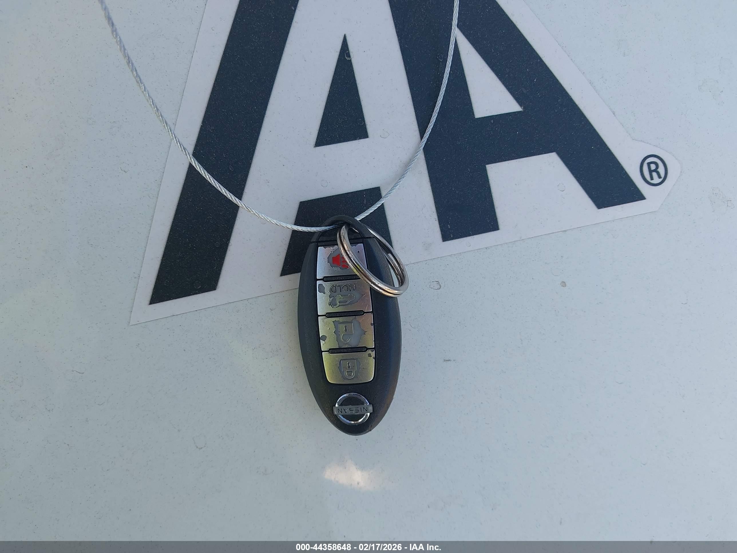 NISSAN ROGUE image 11