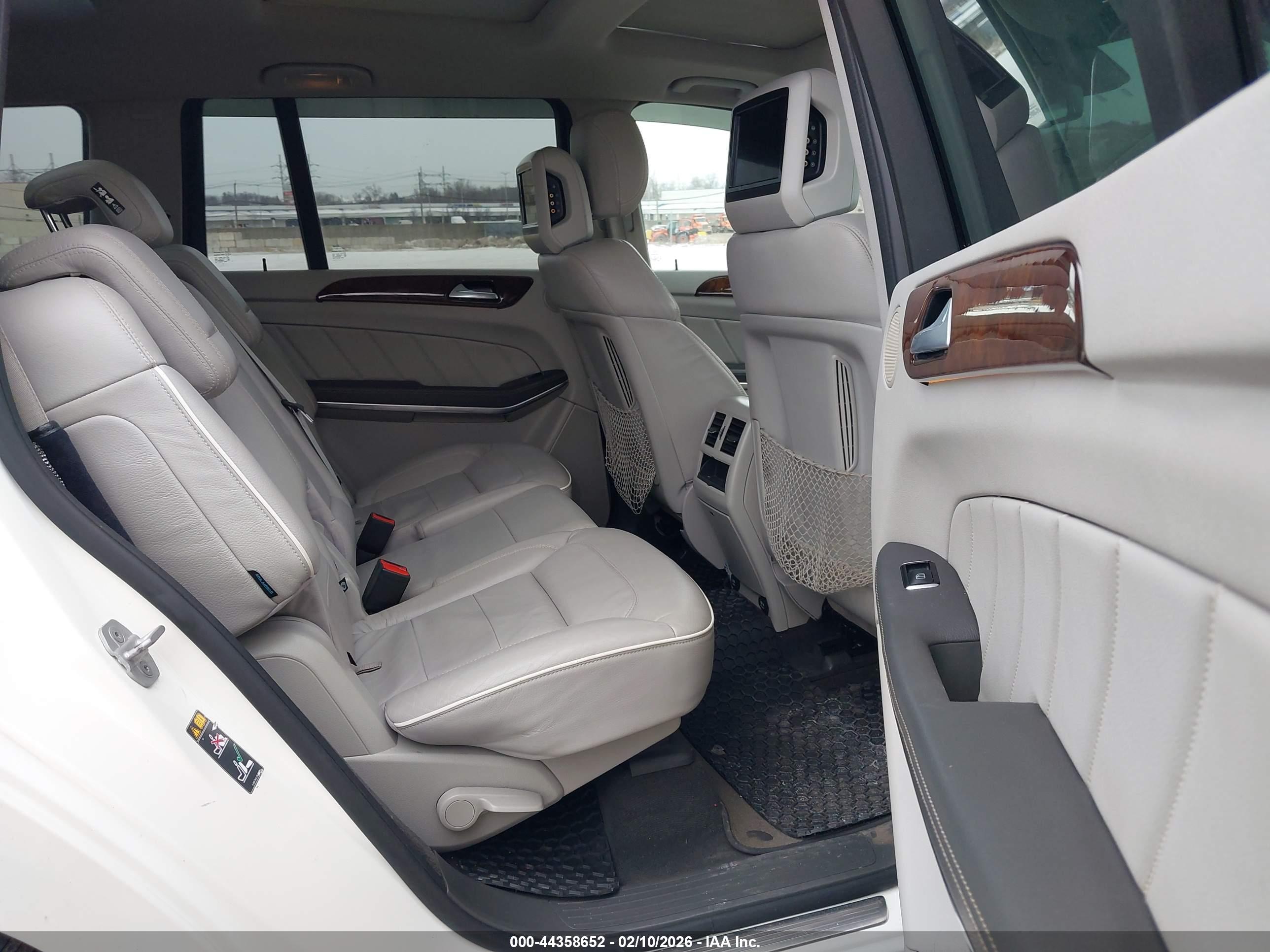 MERCEDES-BENZ GL image 8