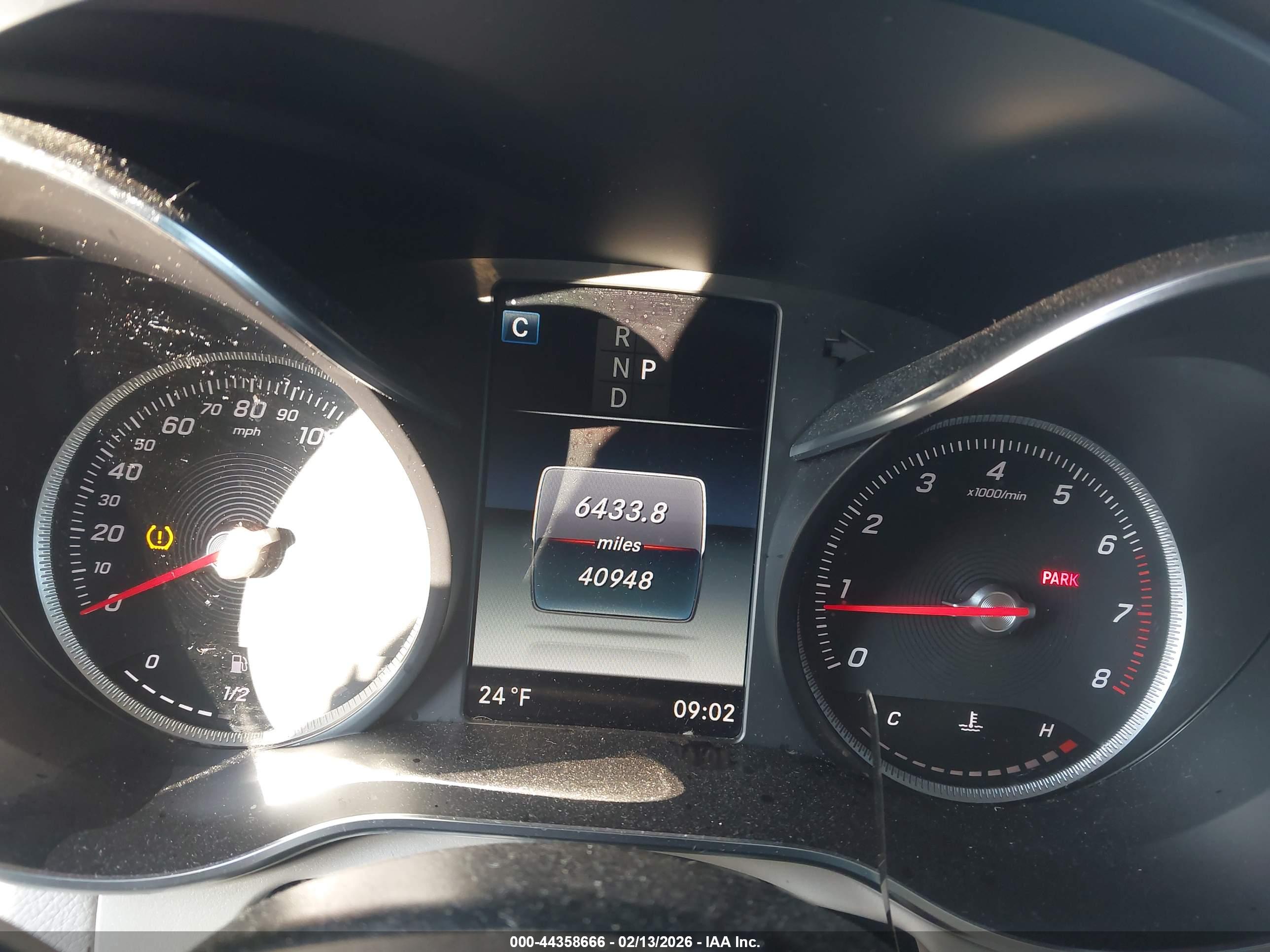 MERCEDES-BENZ GLC image 7