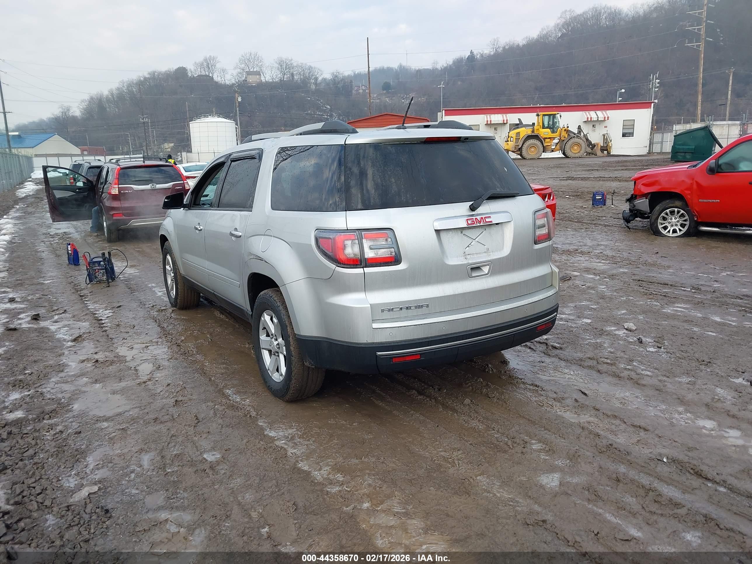 GMC ACADIA image 3