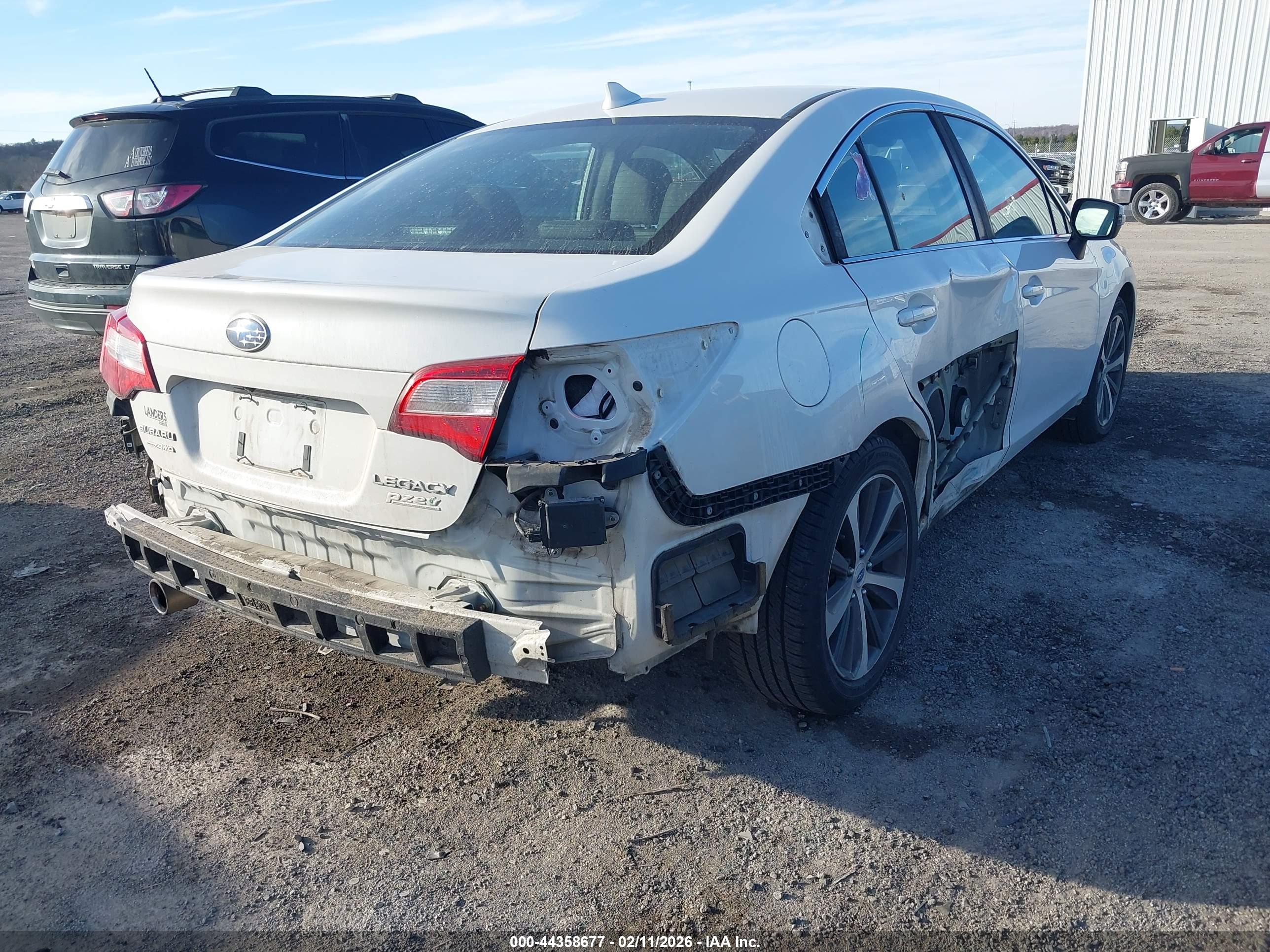 SUBARU LEGACY image 4