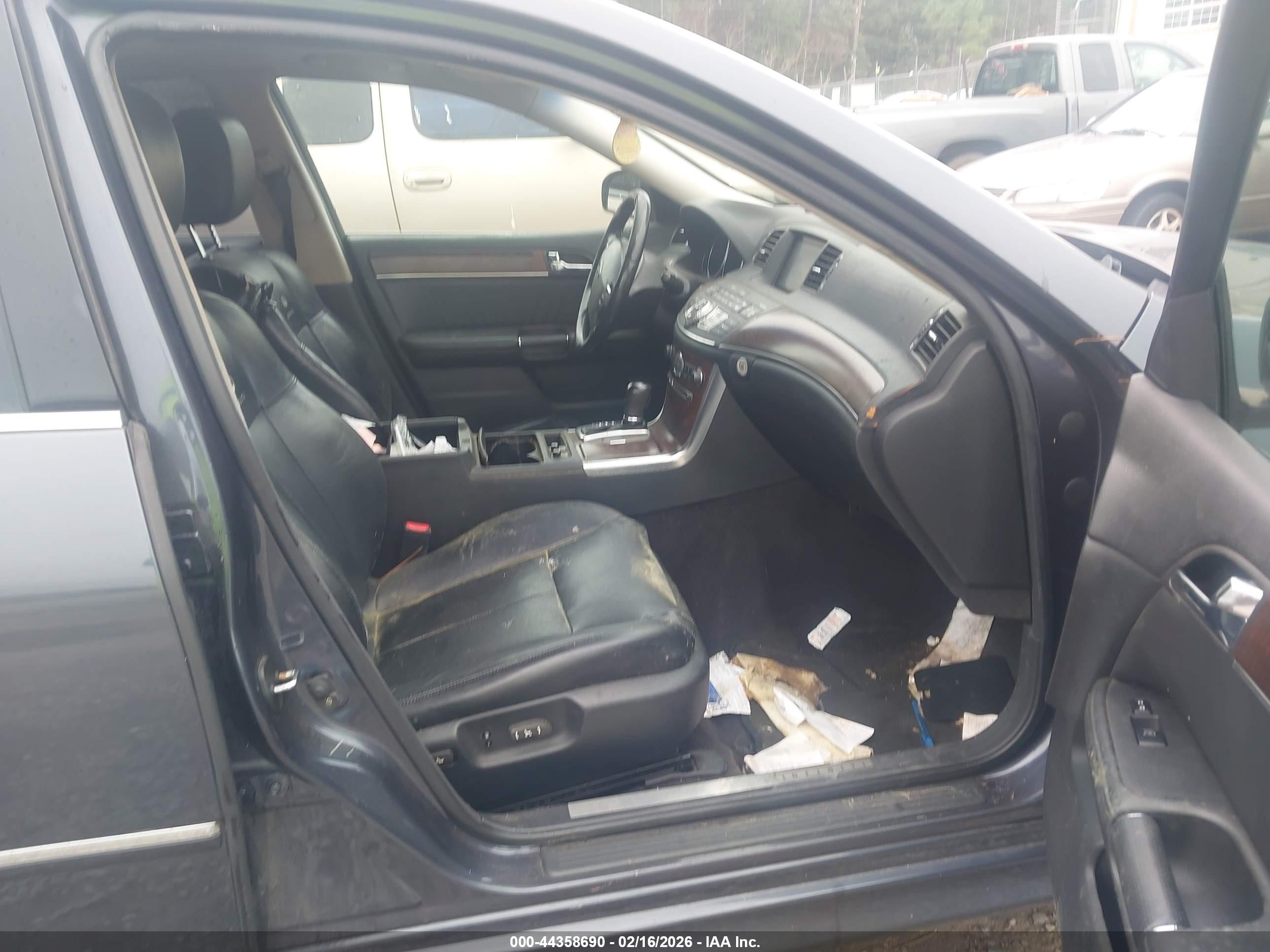 INFINITI M35 image 5