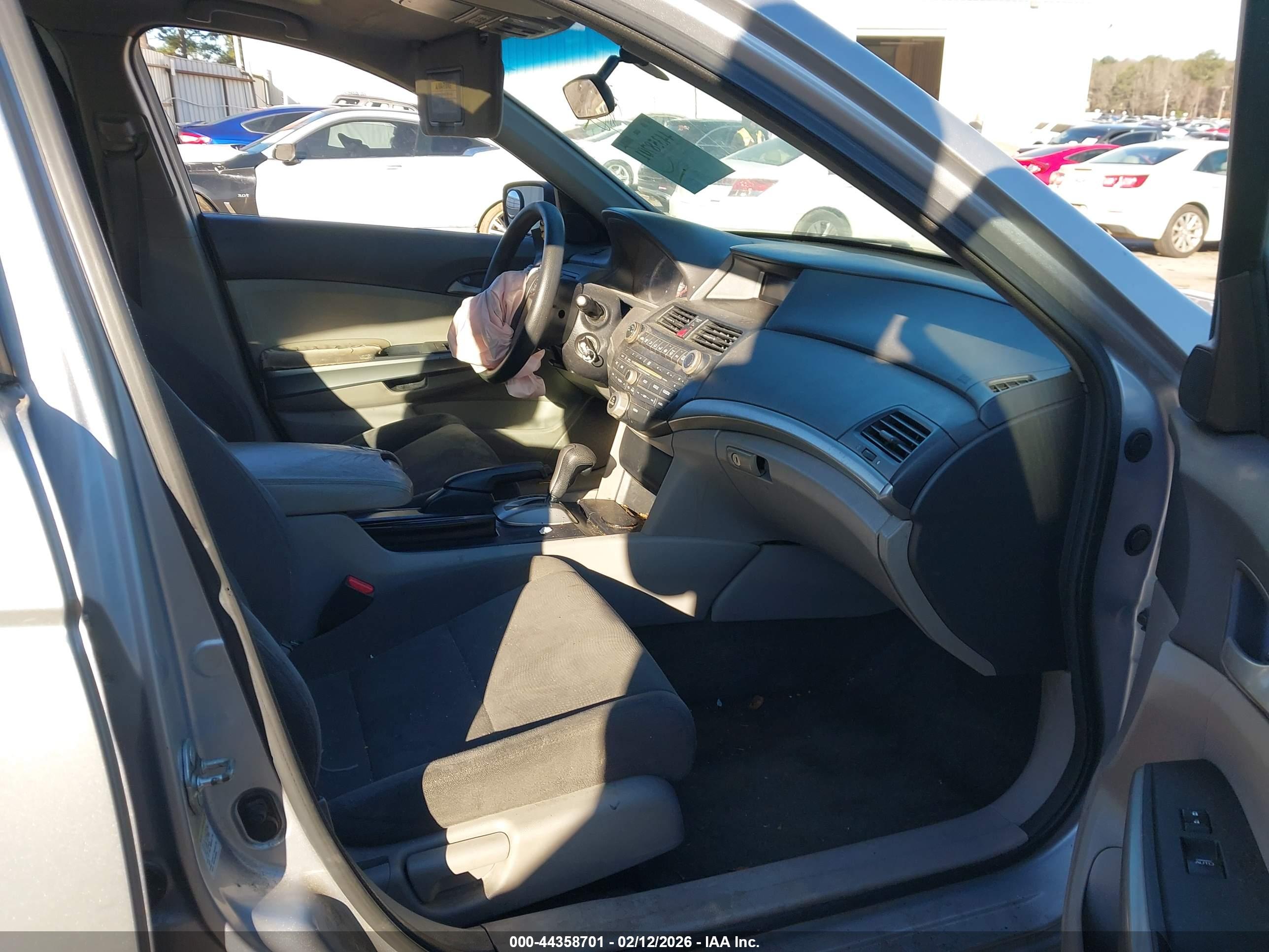 HONDA ACCORD image 5