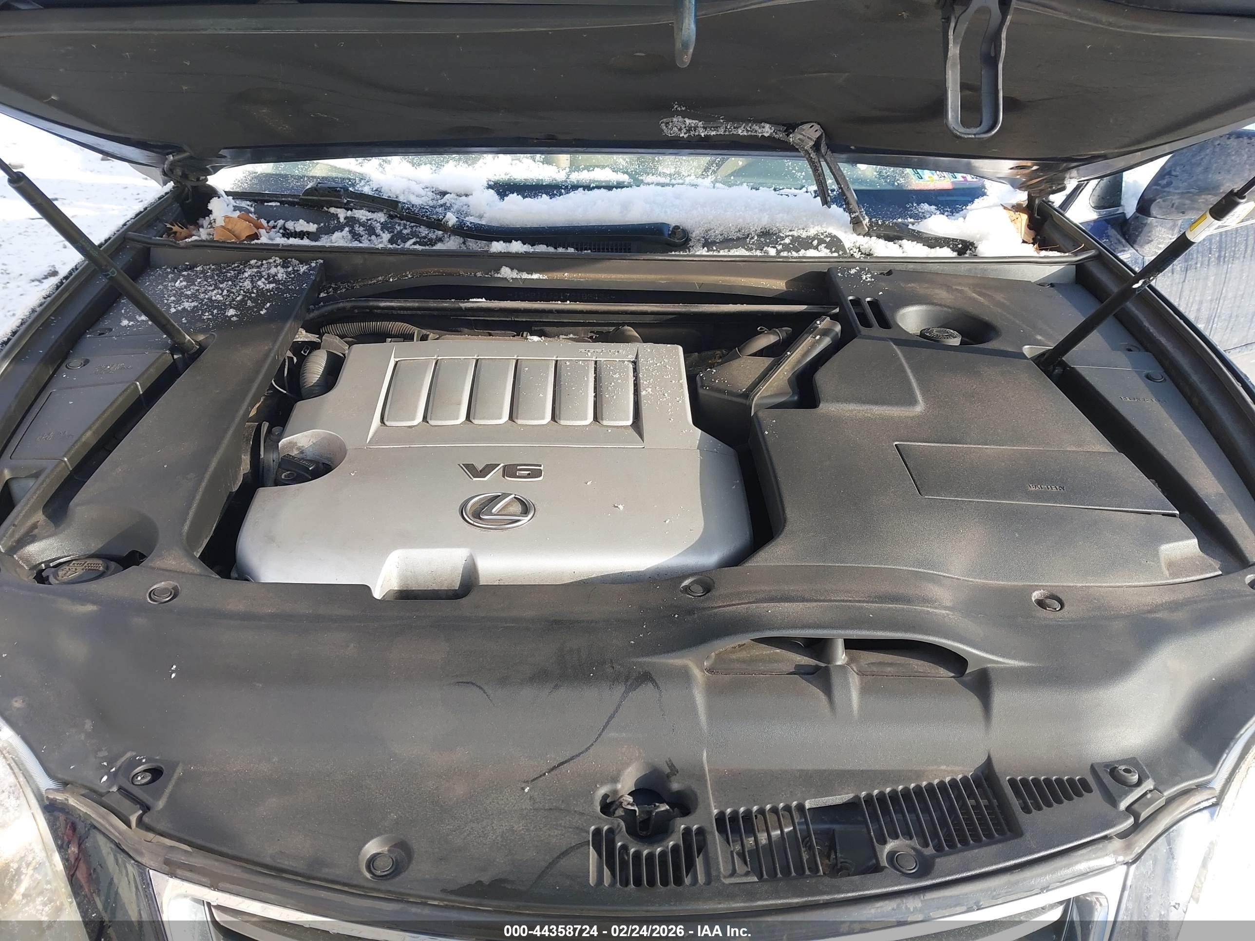 LEXUS ES image 10