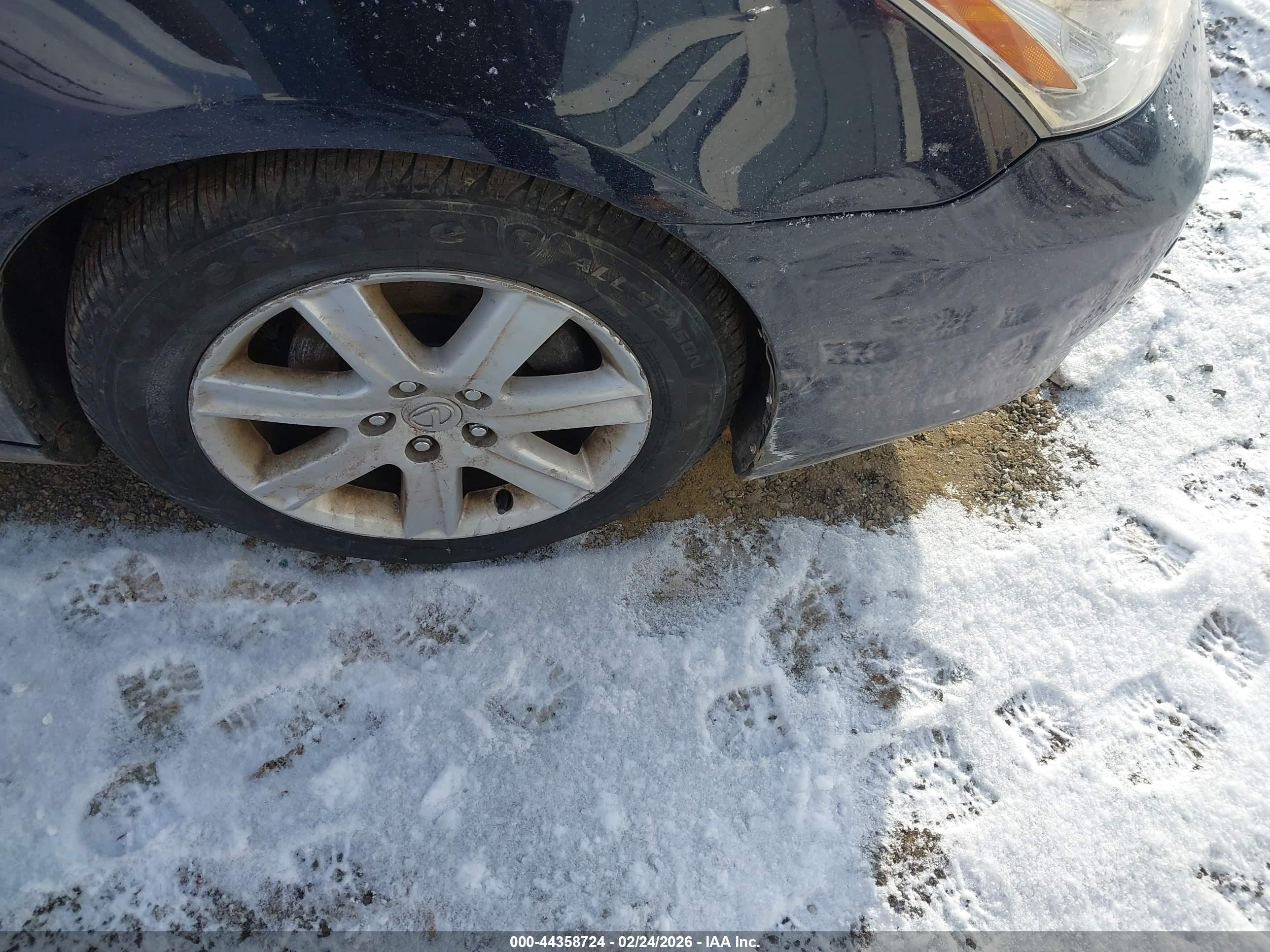 LEXUS ES image 6