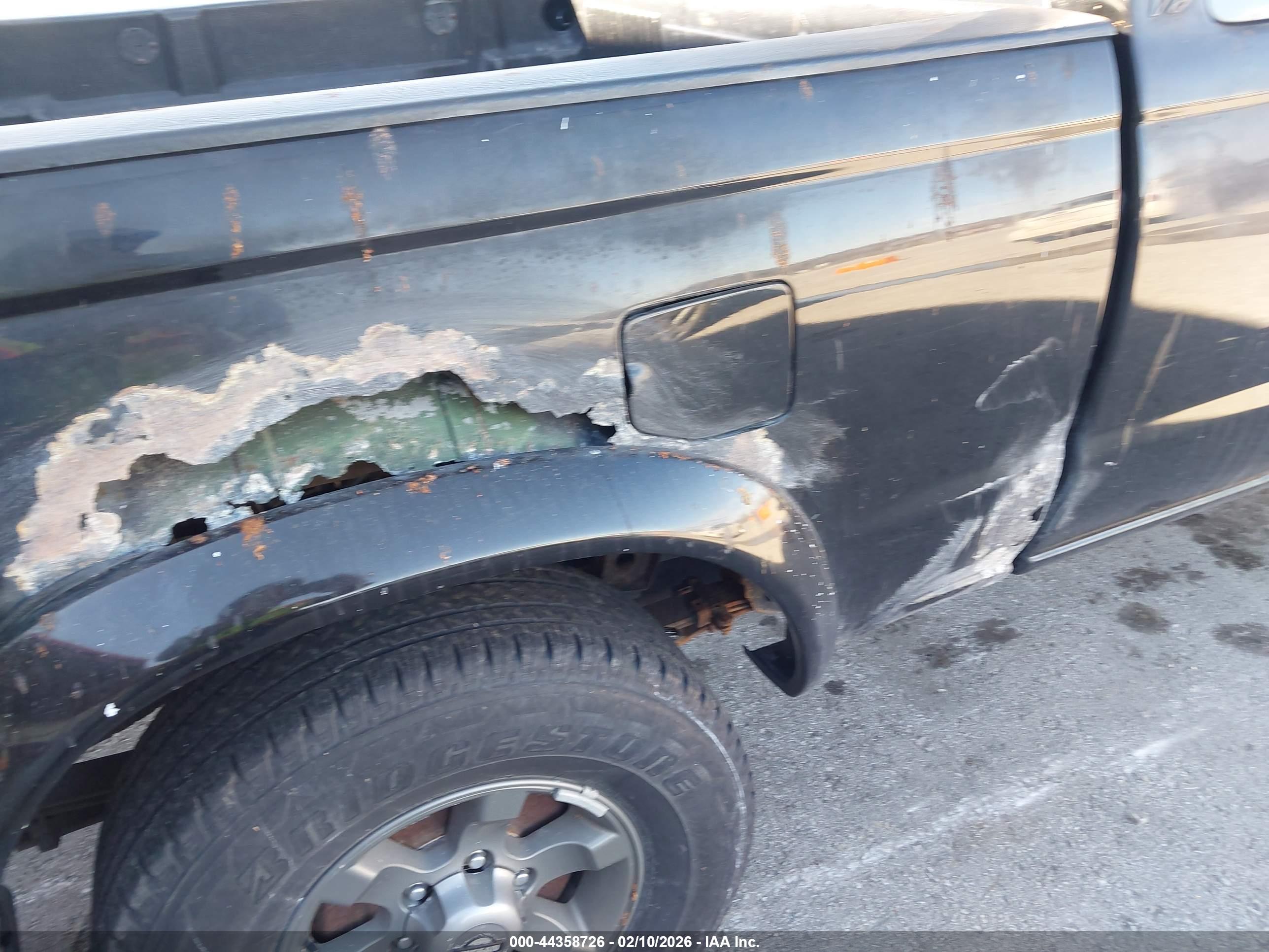 NISSAN FRONTIER image 6