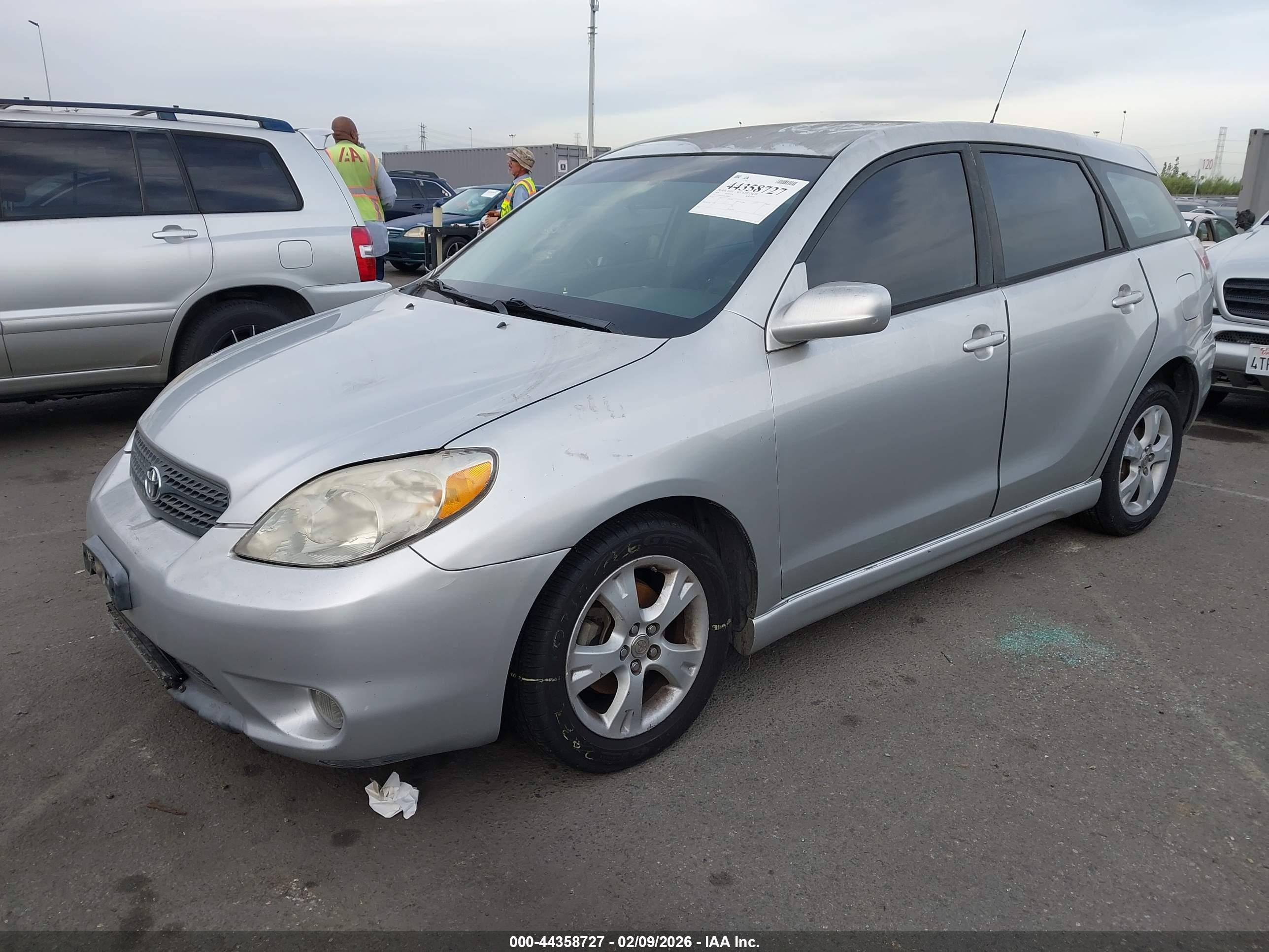 TOYOTA MATRIX image 2