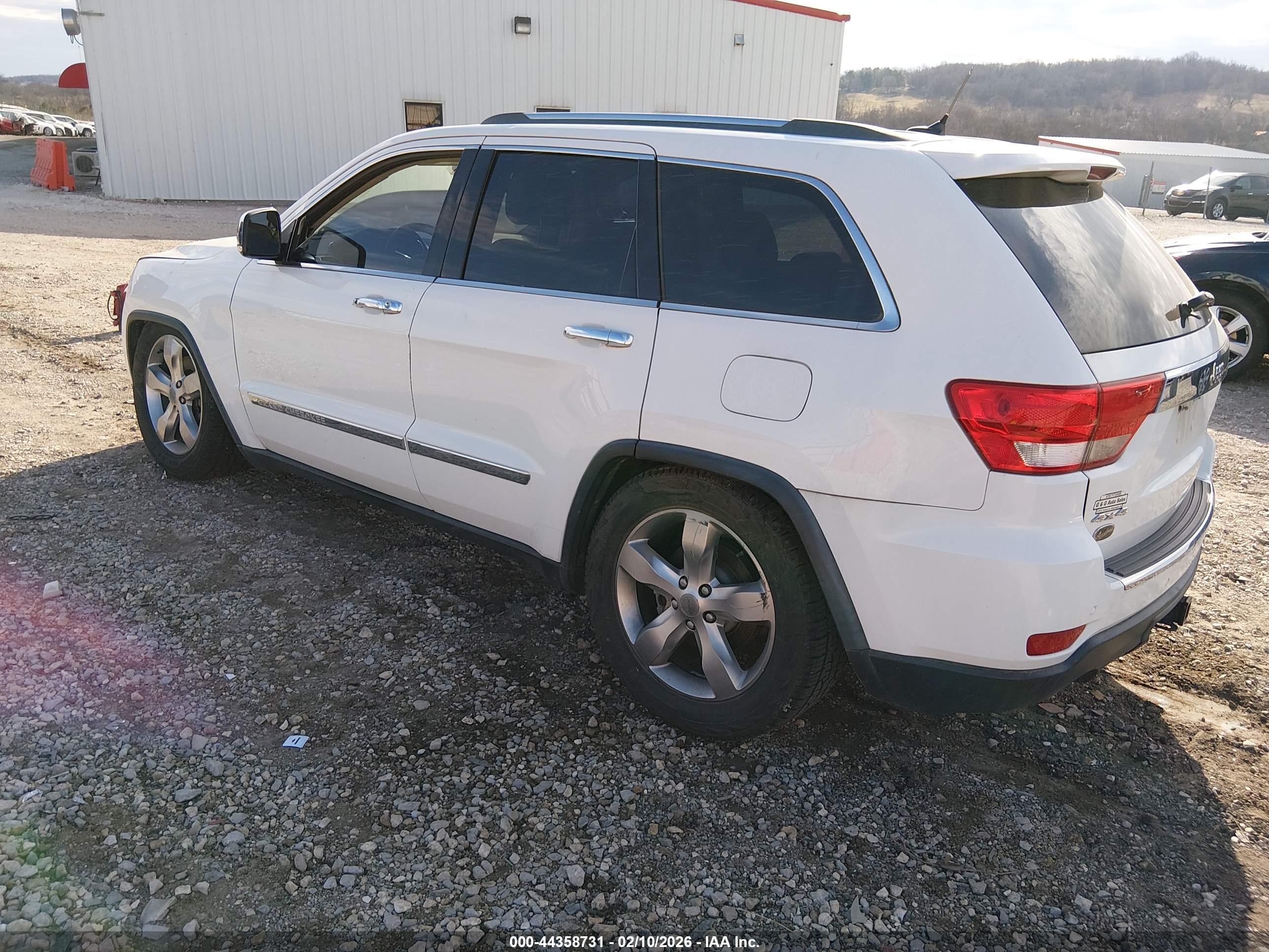 JEEP GRAND image 3