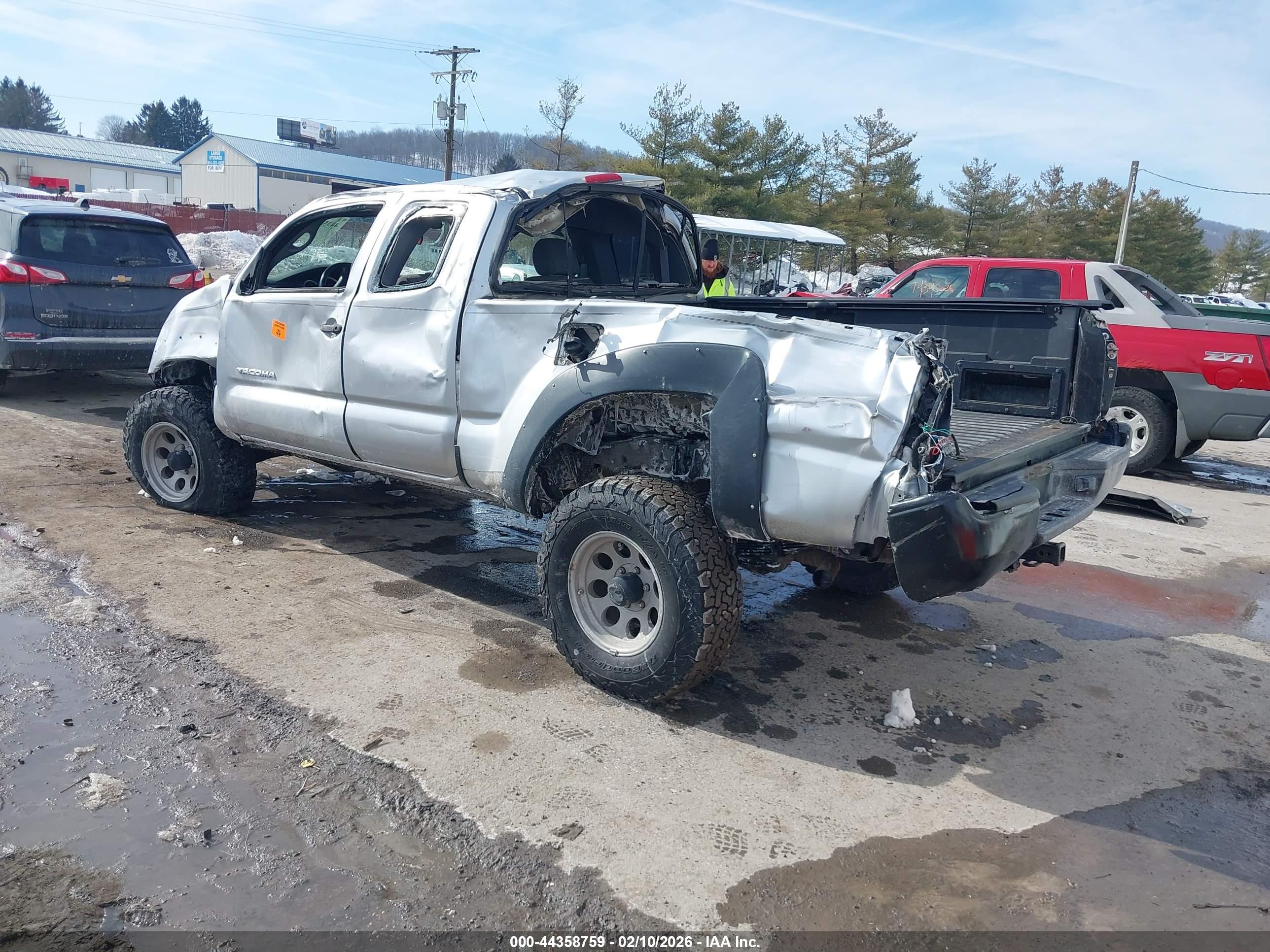 TOYOTA TACOMA image 3