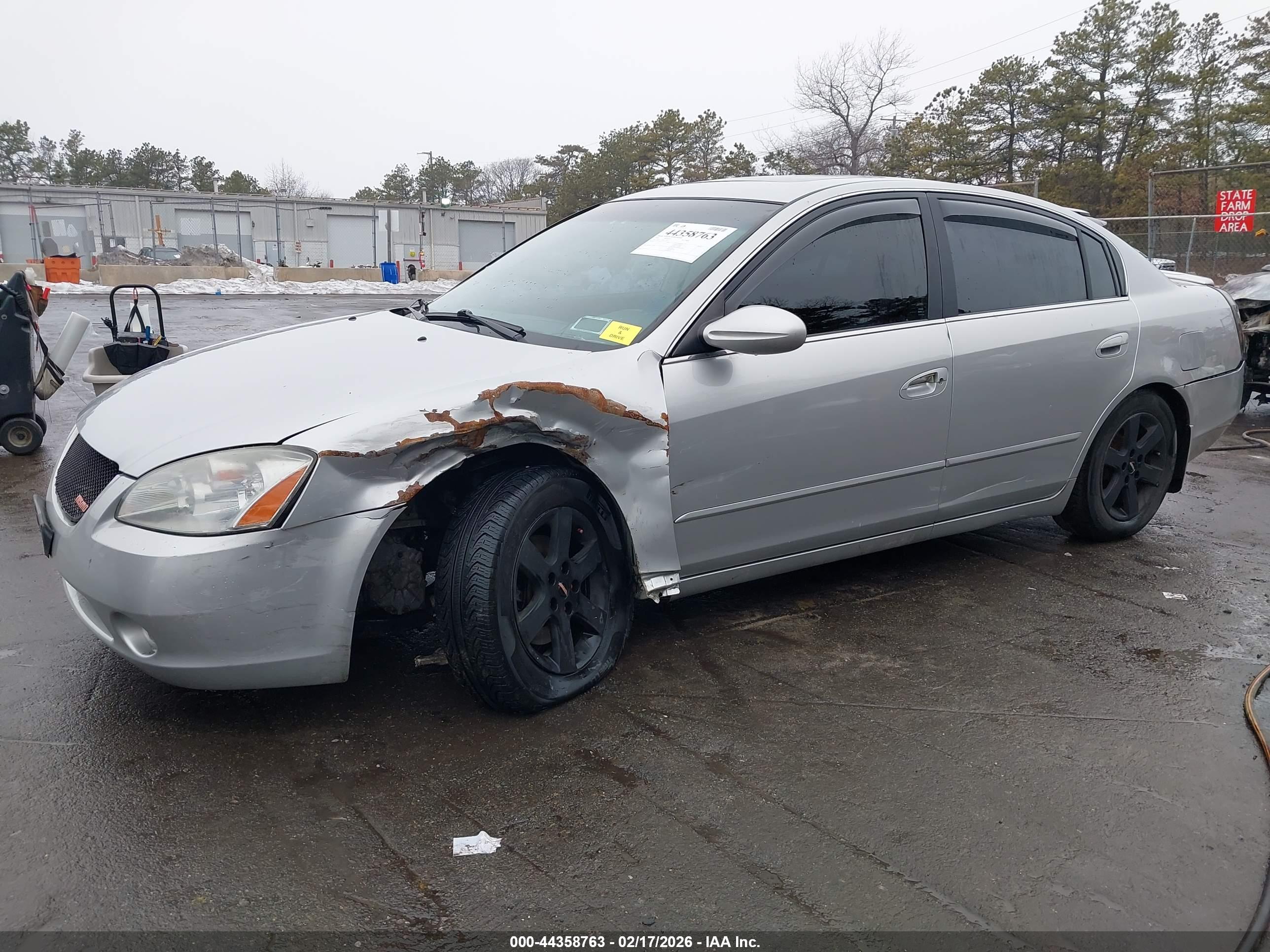 NISSAN ALTIMA image 6
