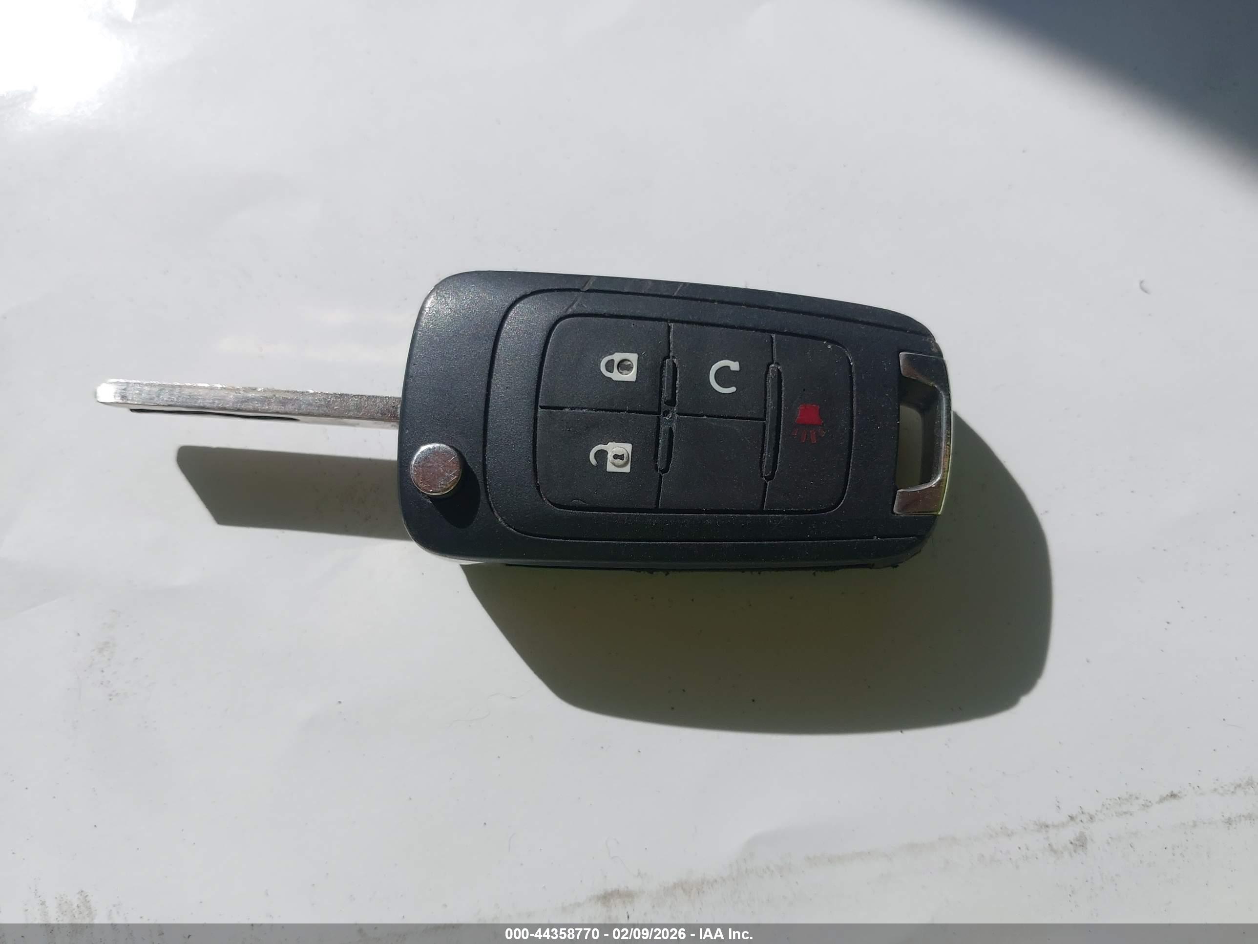 CHEVROLET EQUINOX image 11