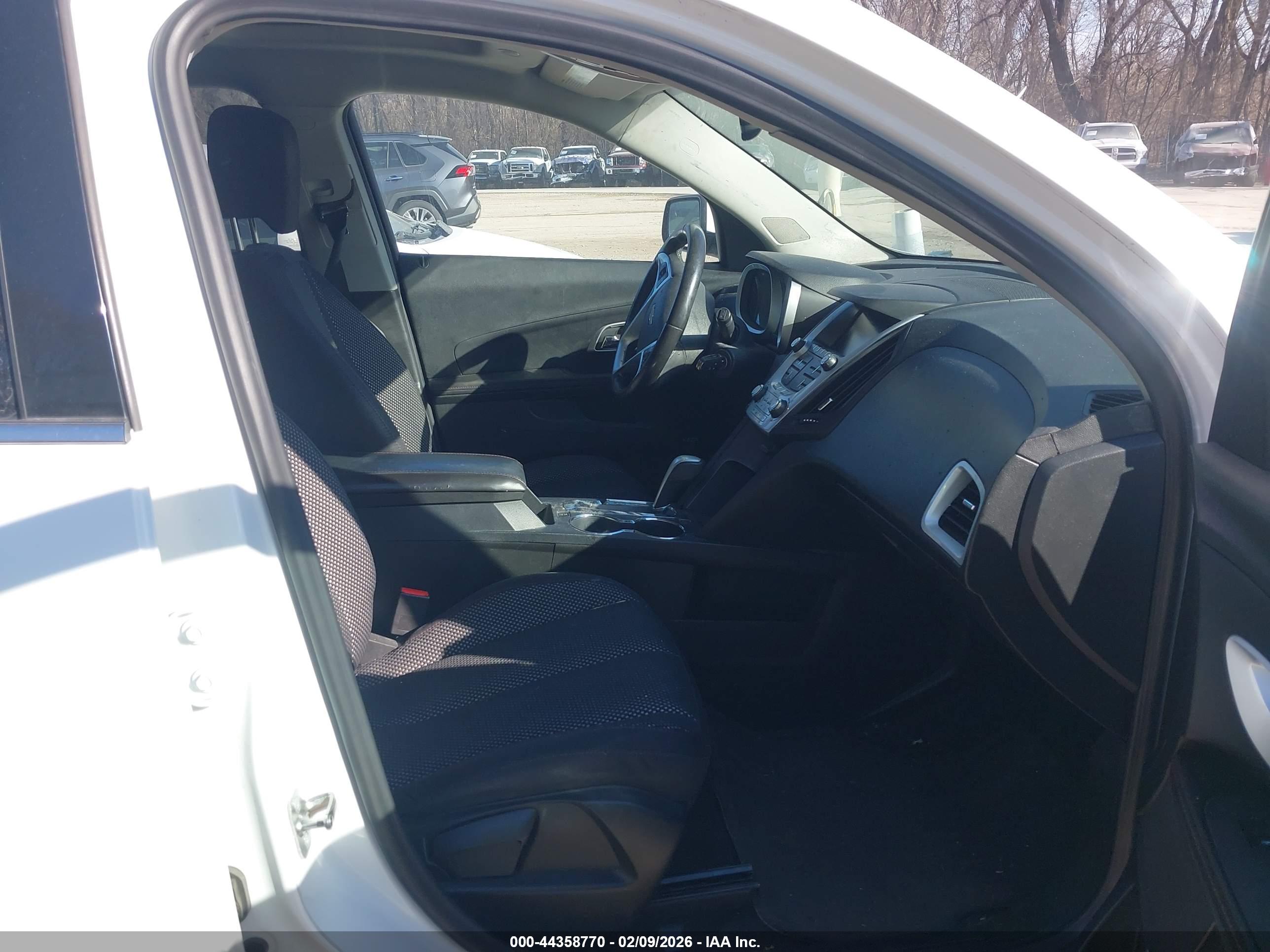 CHEVROLET EQUINOX image 5