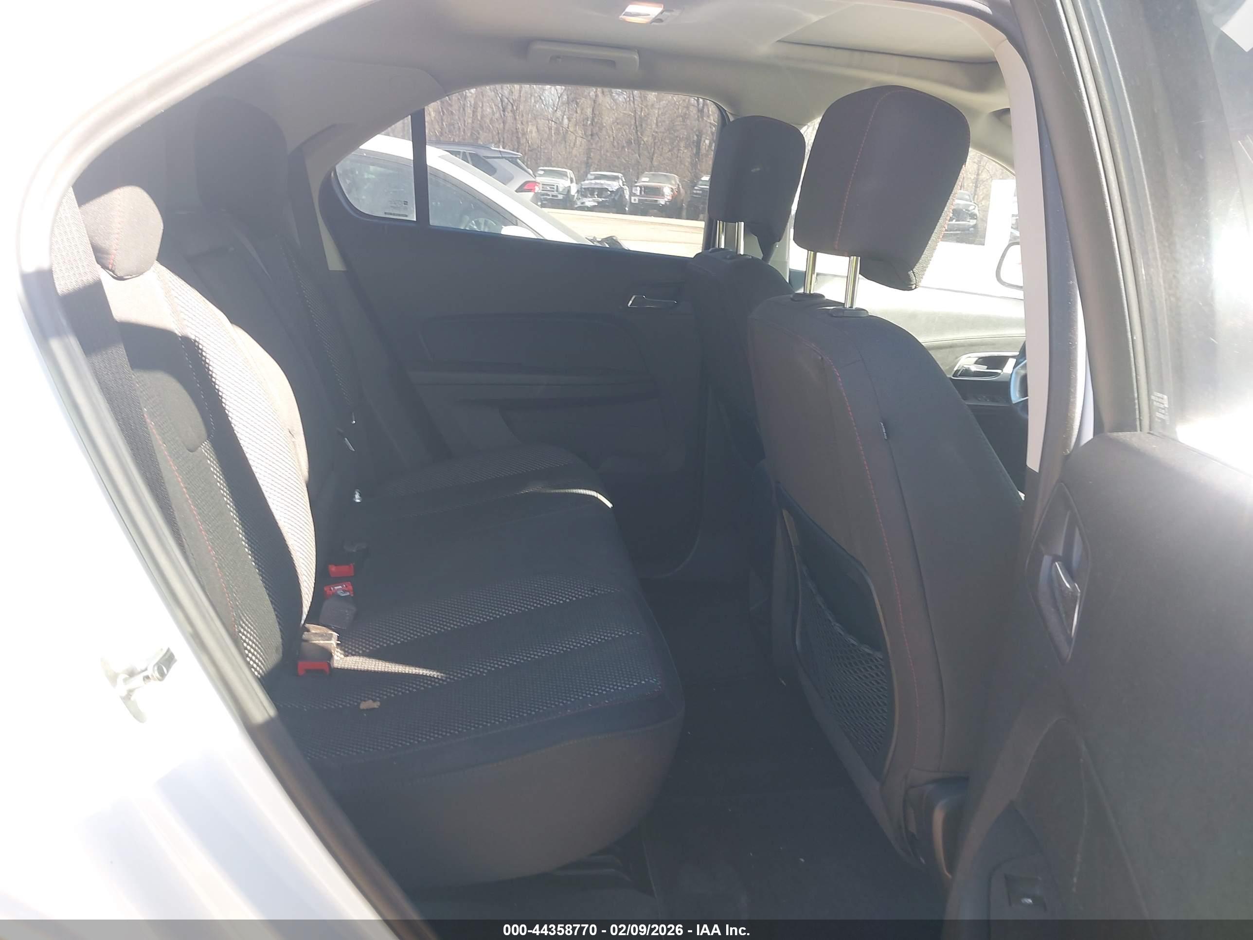 CHEVROLET EQUINOX image 8