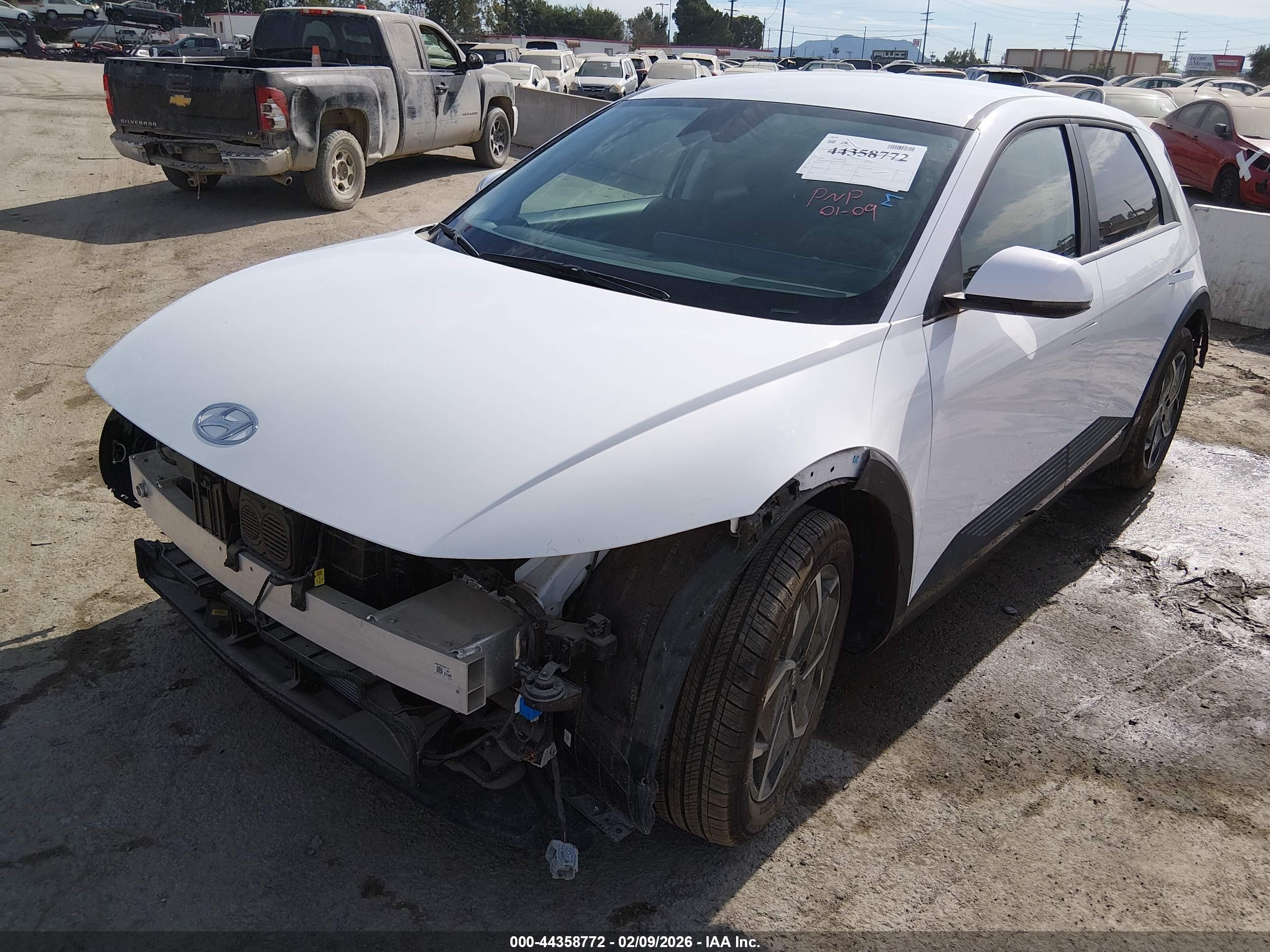 HYUNDAI IONIQ image 2
