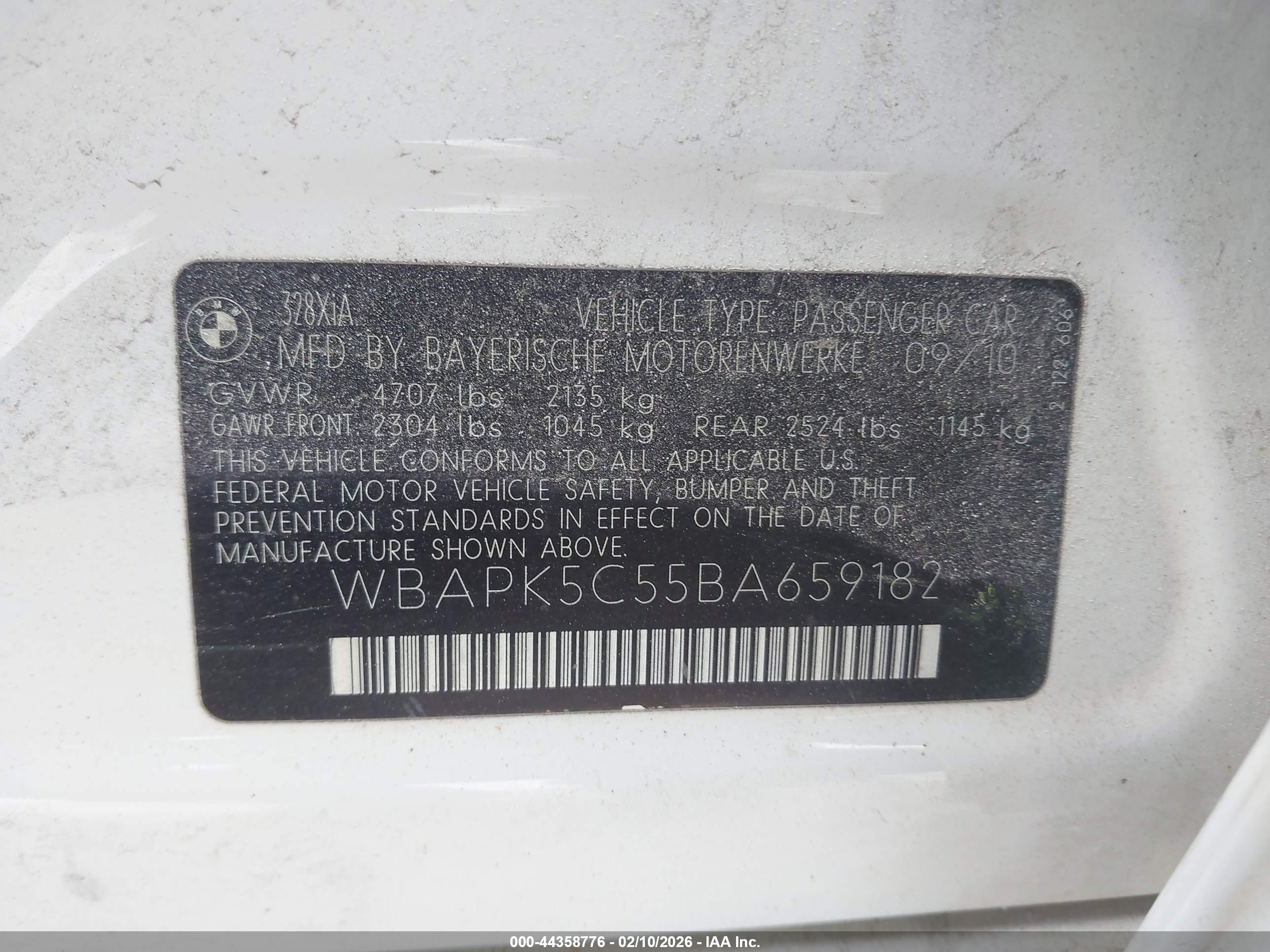 BMW 328I image 9