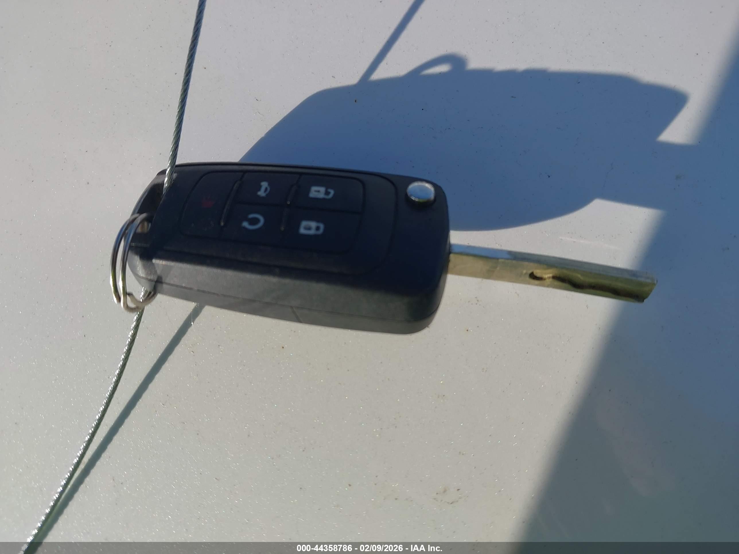 CHEVROLET EQUINOX image 11