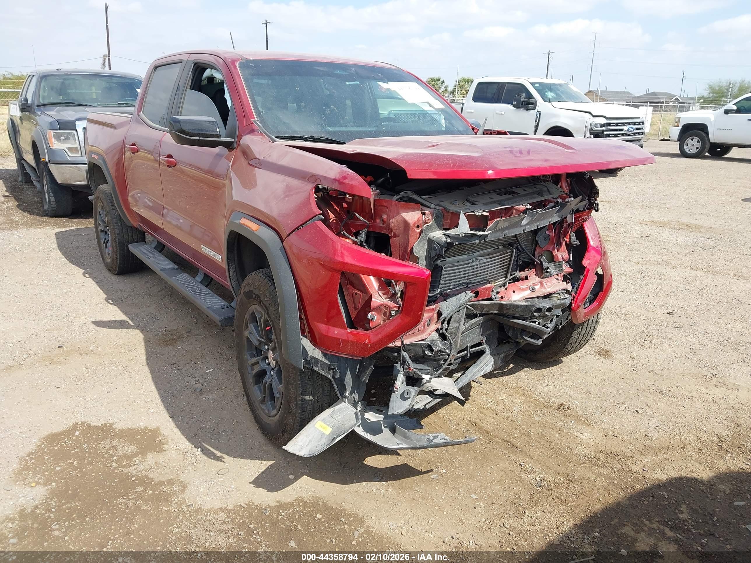 GMC CANYON image 6