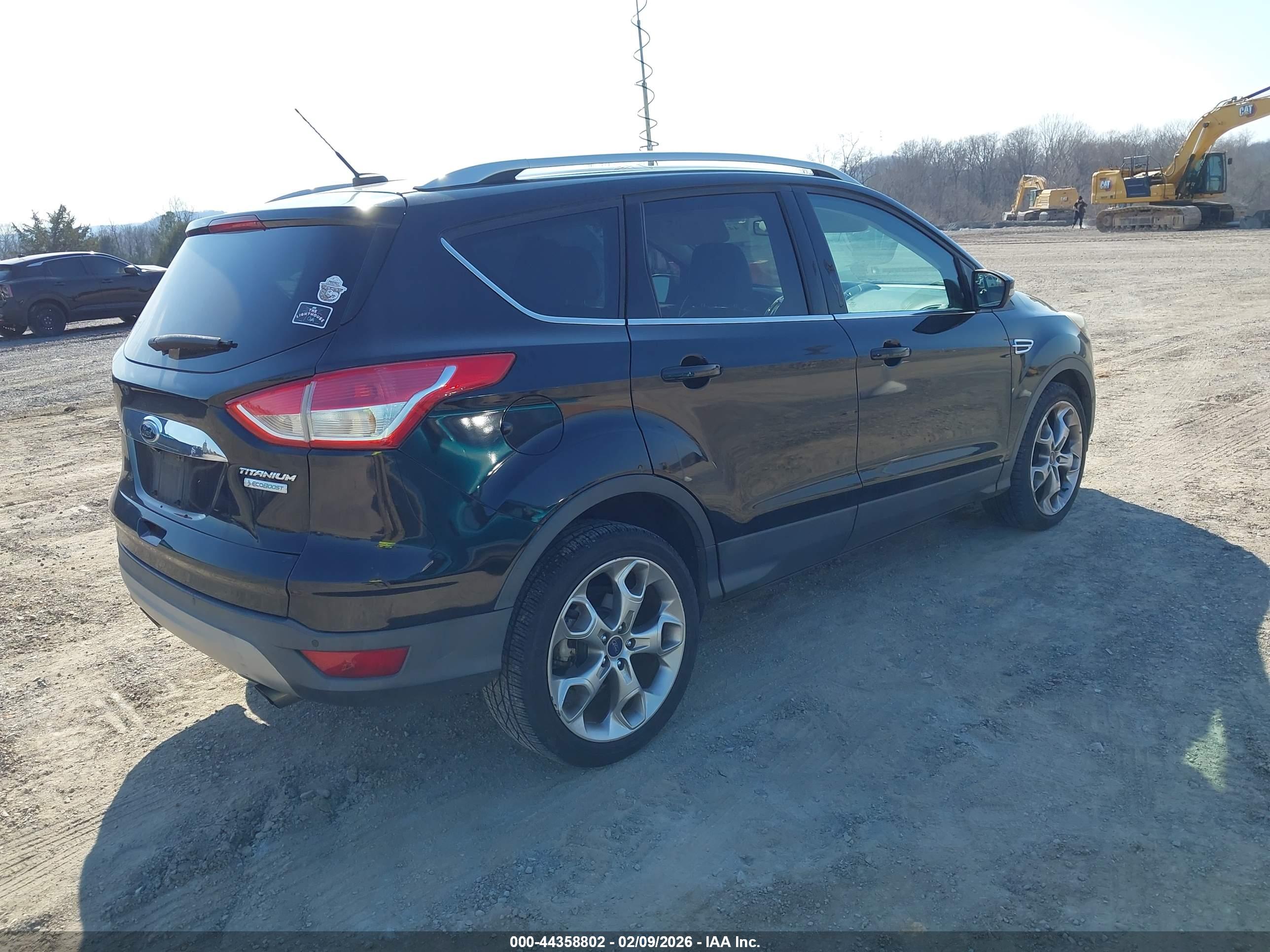 FORD ESCAPE image 4