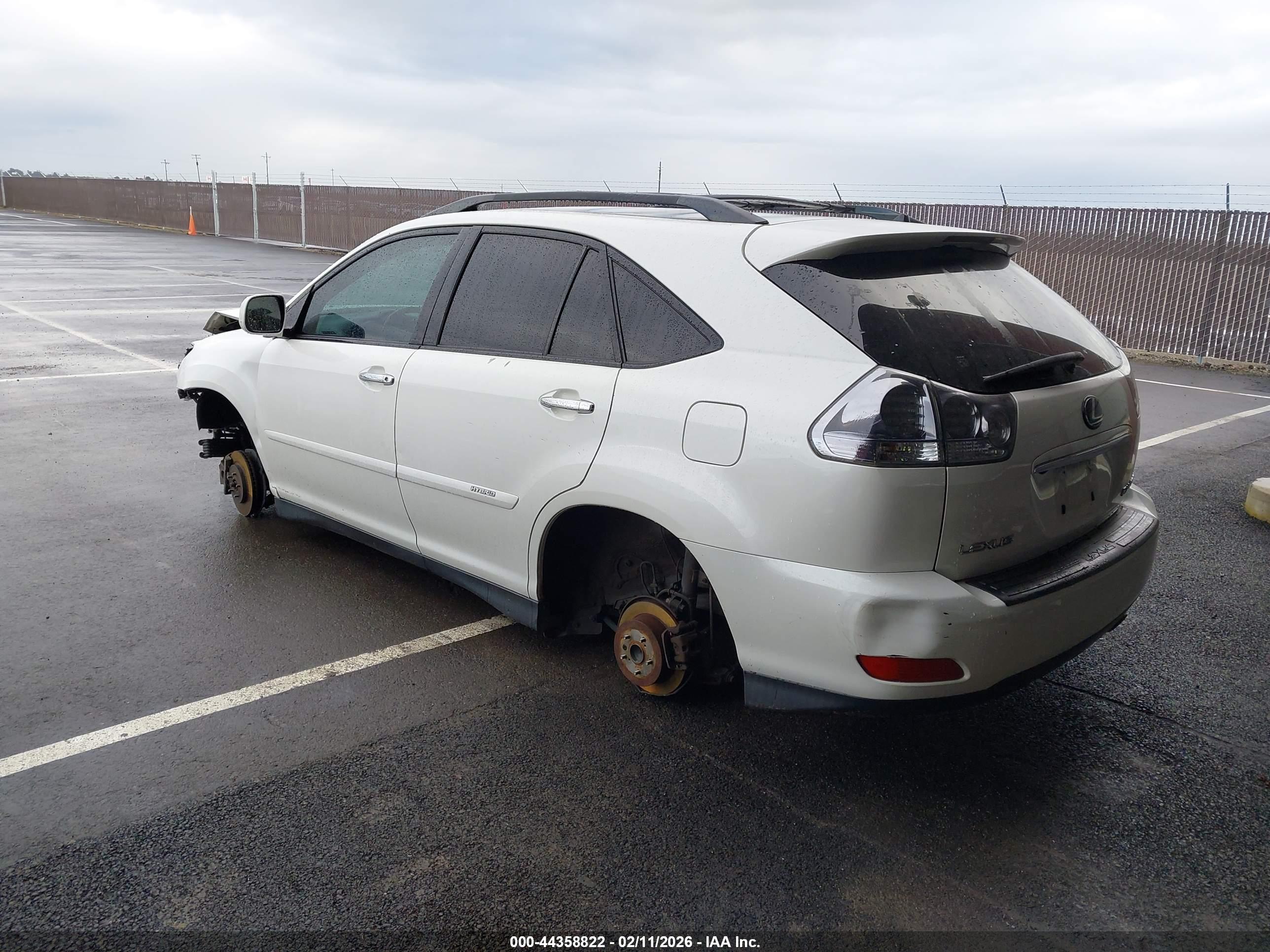 LEXUS RX image 3