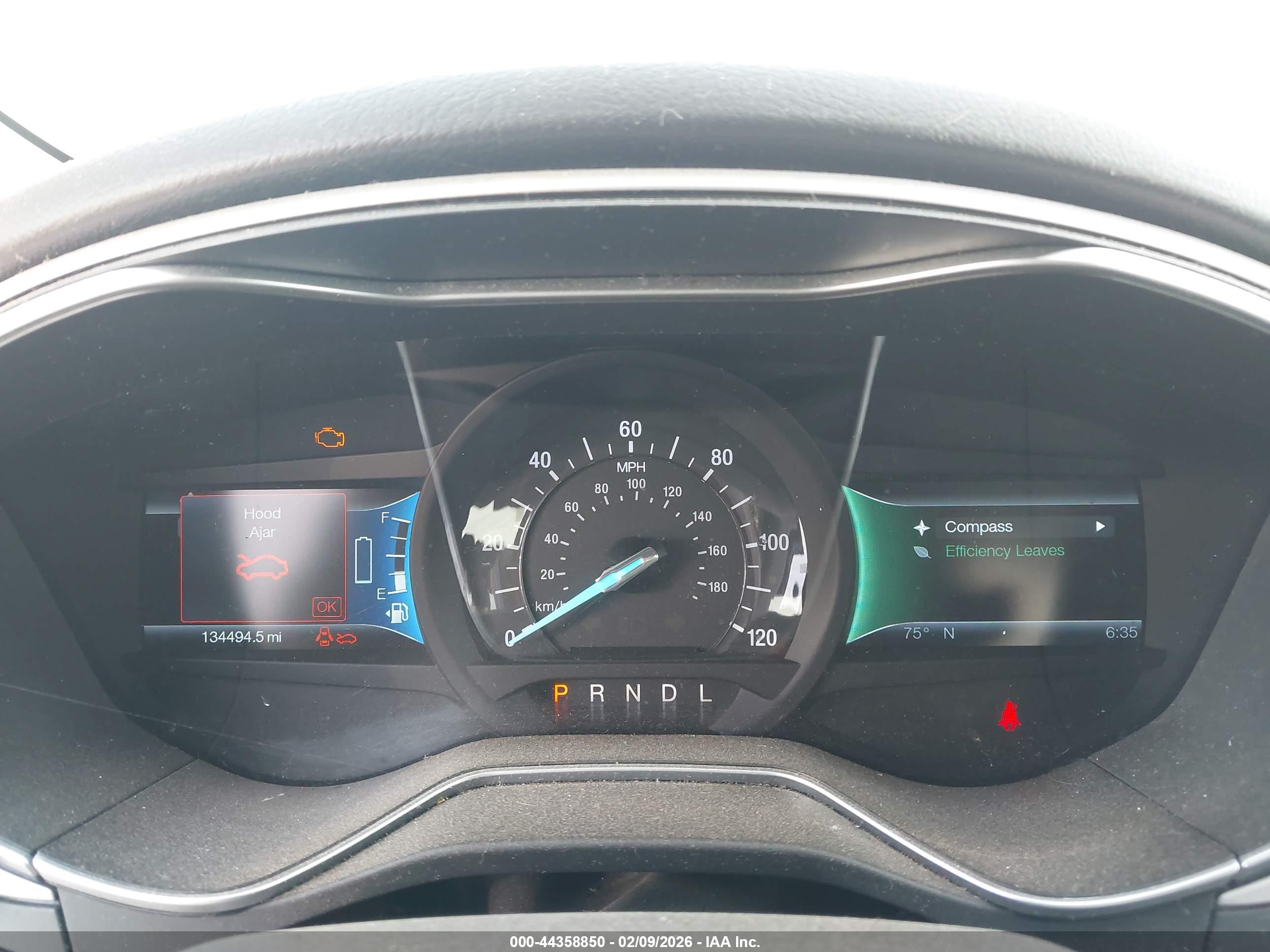 FORD FUSION image 7