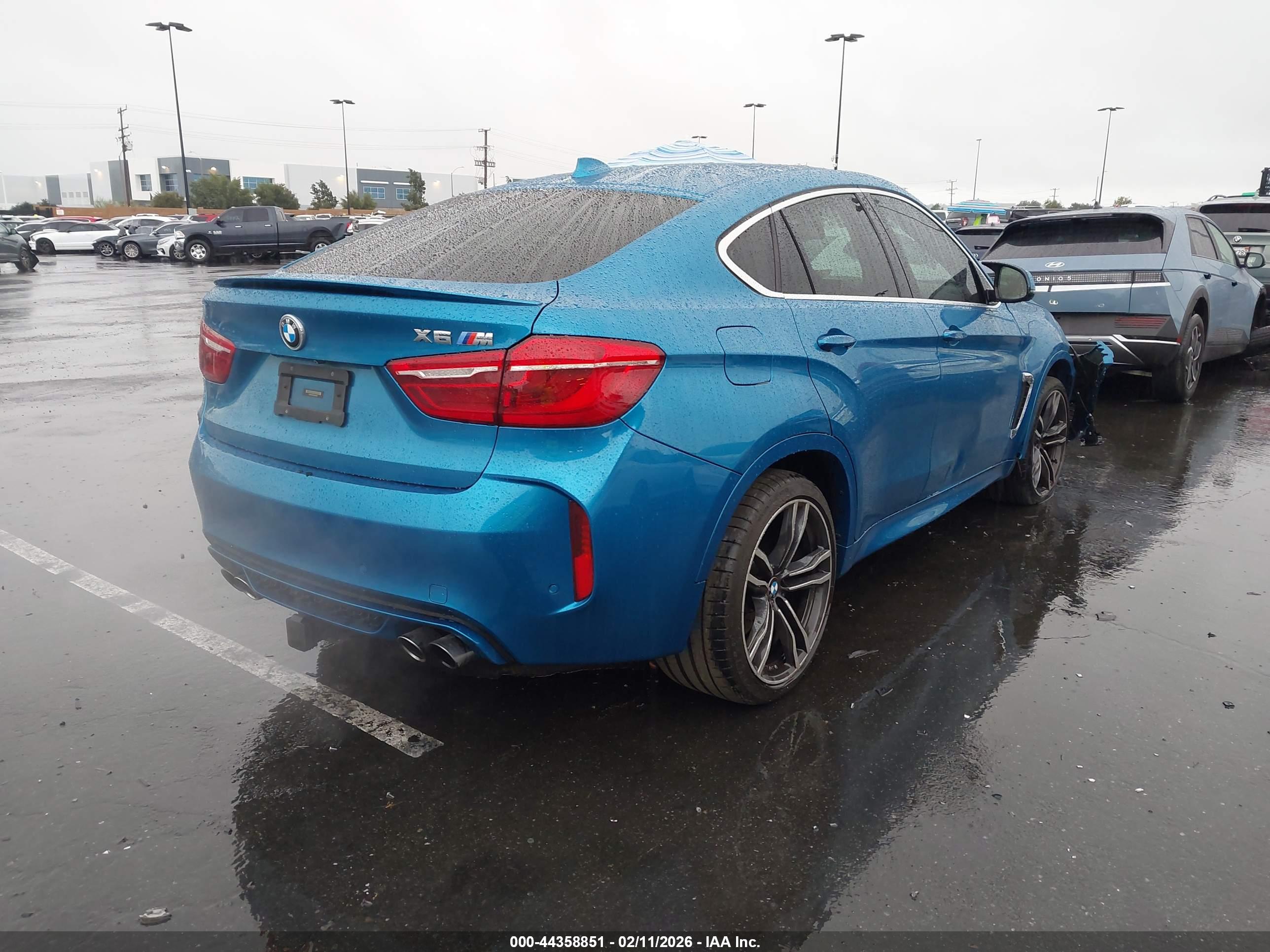 BMW X6 image 4