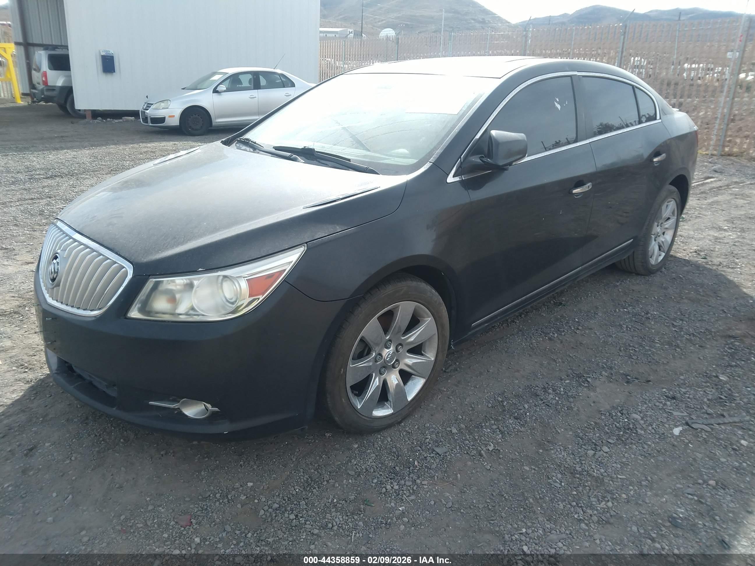 BUICK LACROSSE image 2