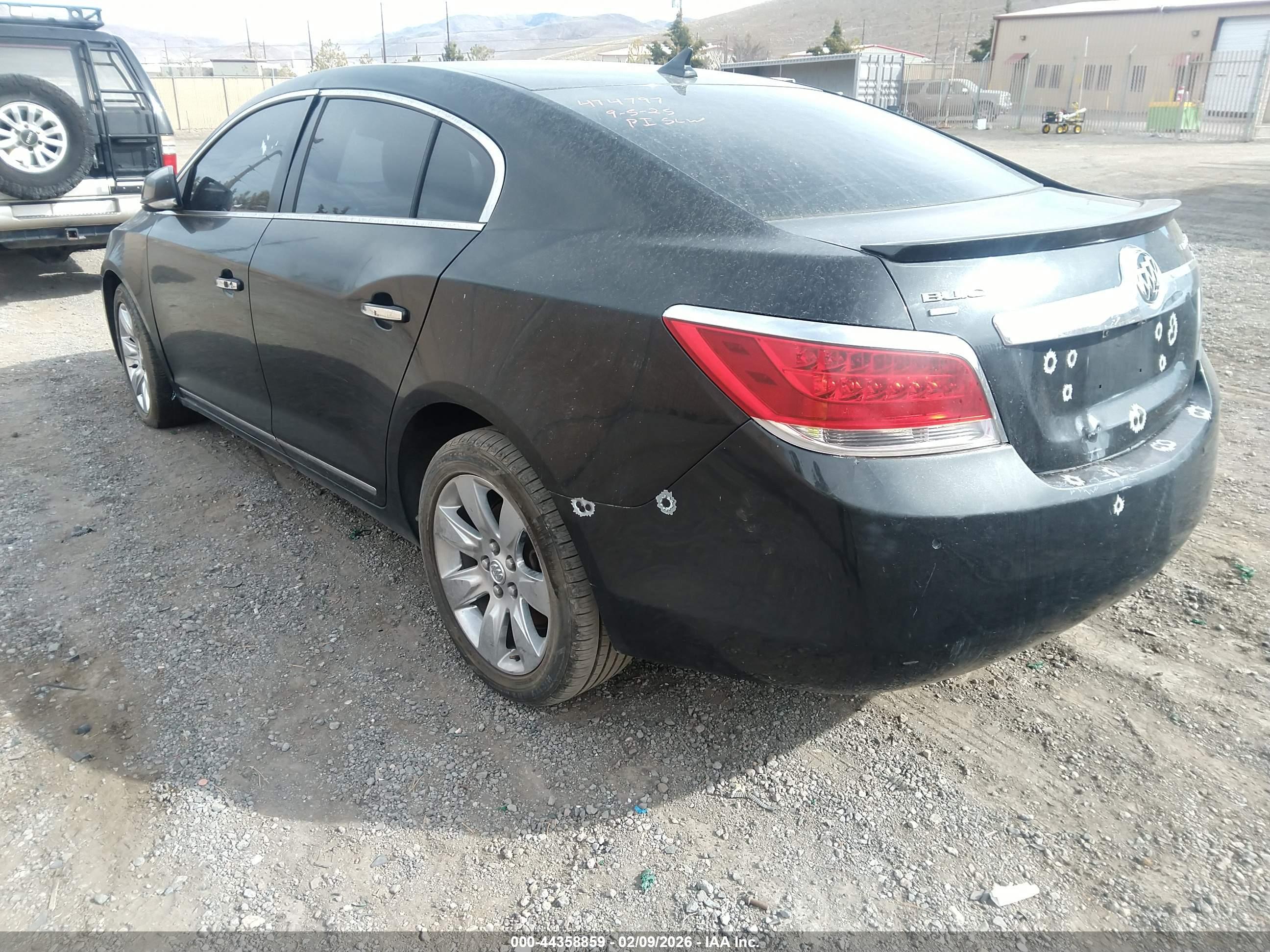 BUICK LACROSSE image 3