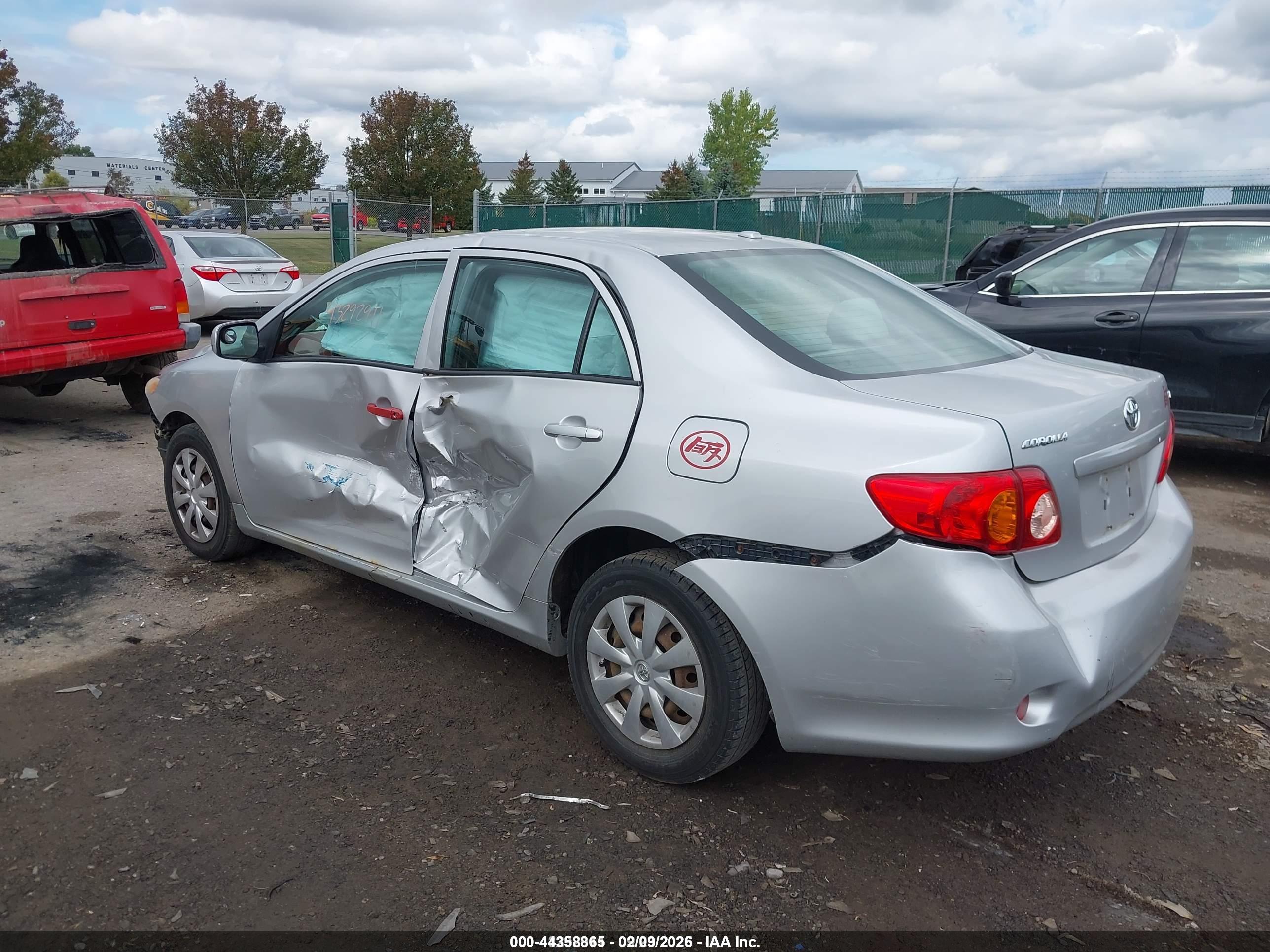 TOYOTA COROLLA image 3
