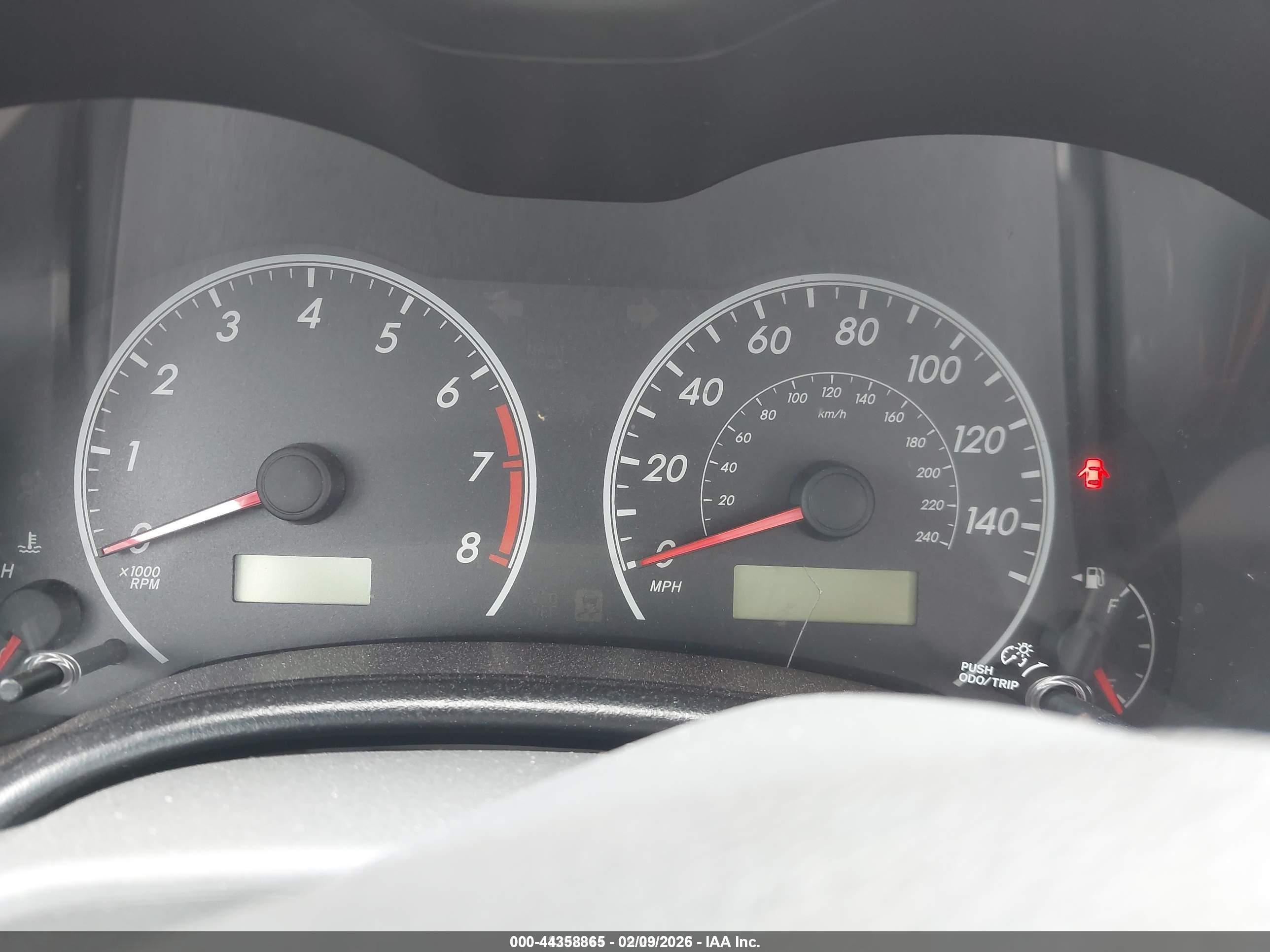 TOYOTA COROLLA image 7