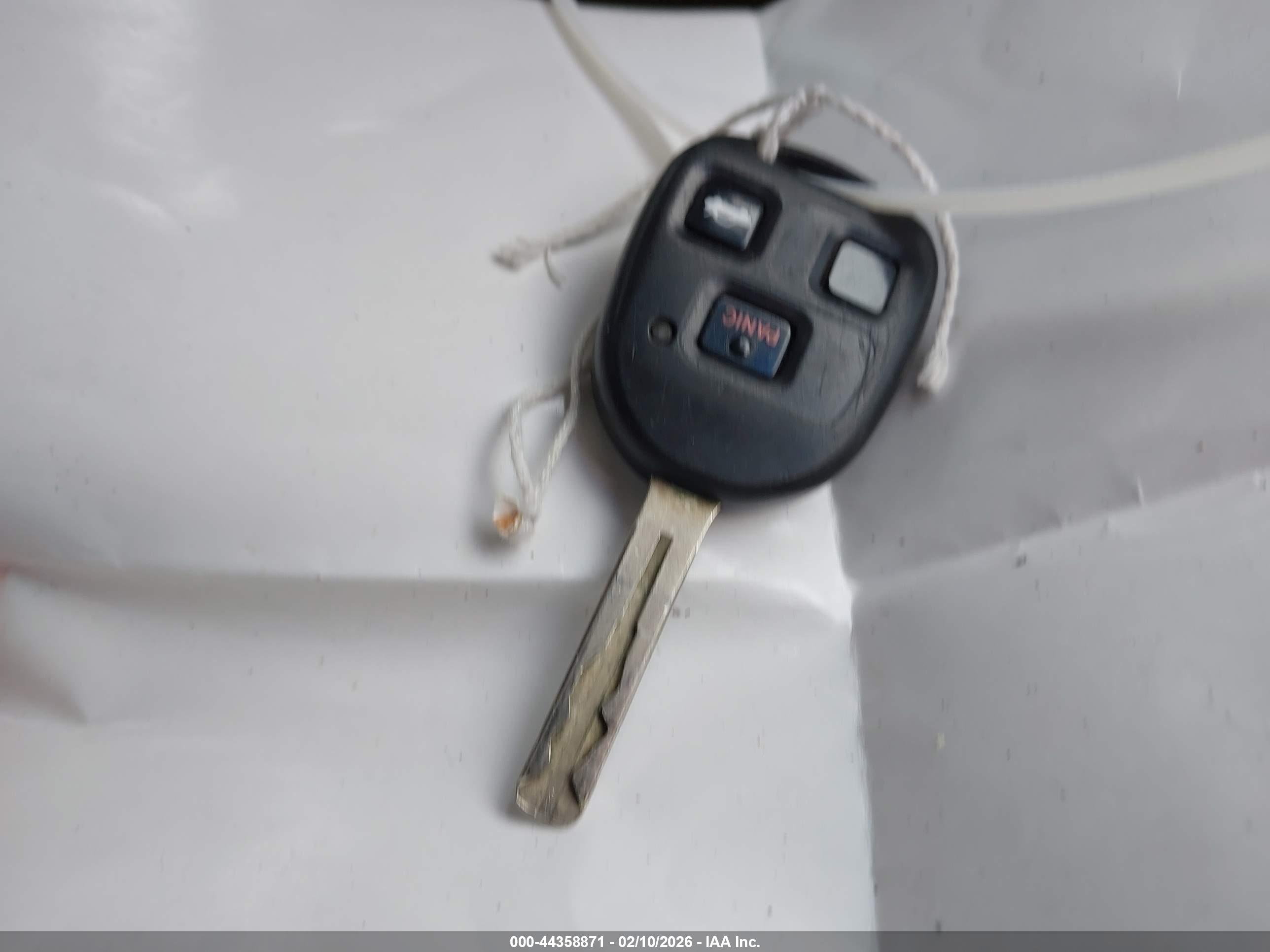 LEXUS ES image 11