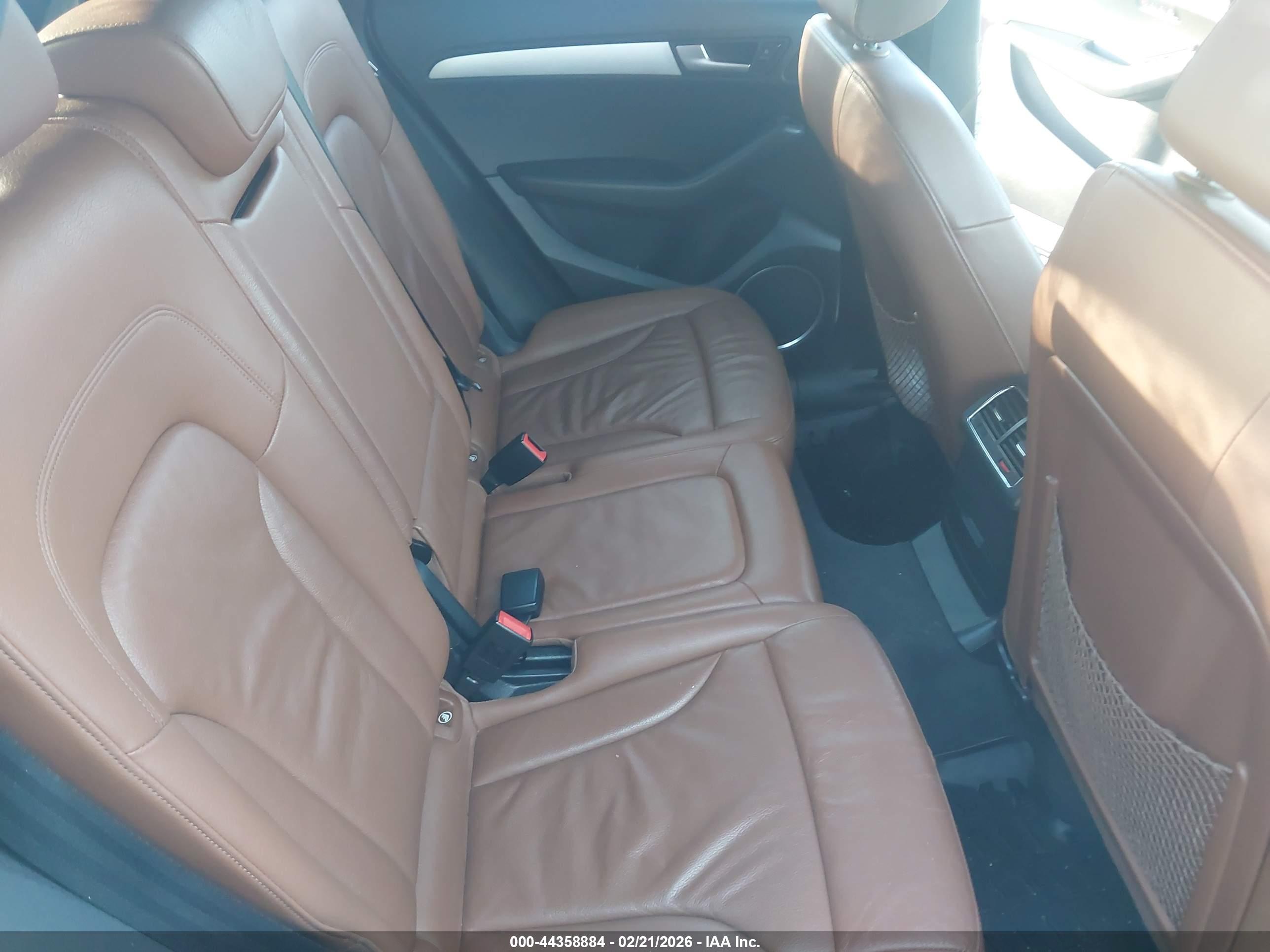 AUDI Q5 image 8