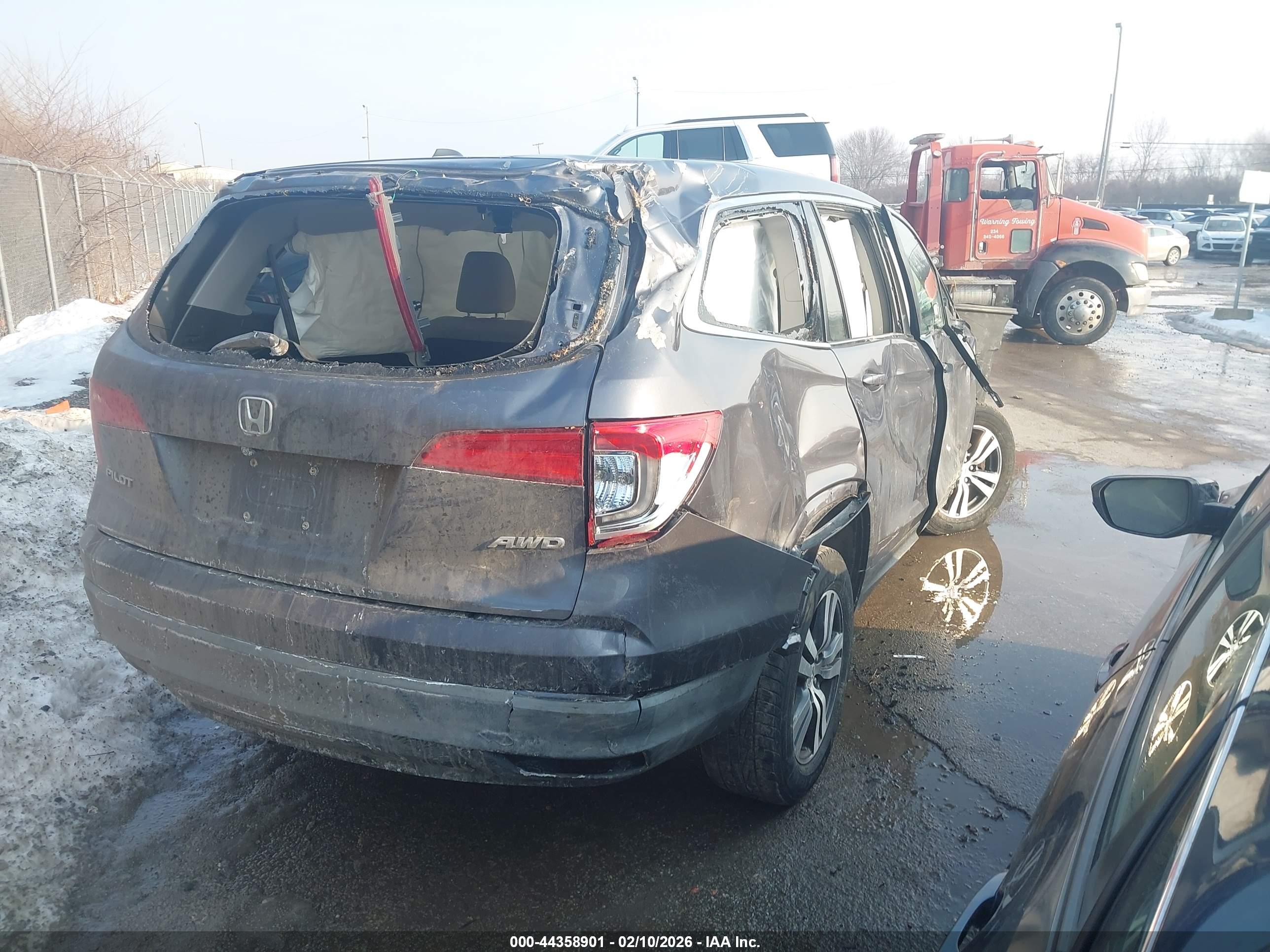 HONDA PILOT image 4