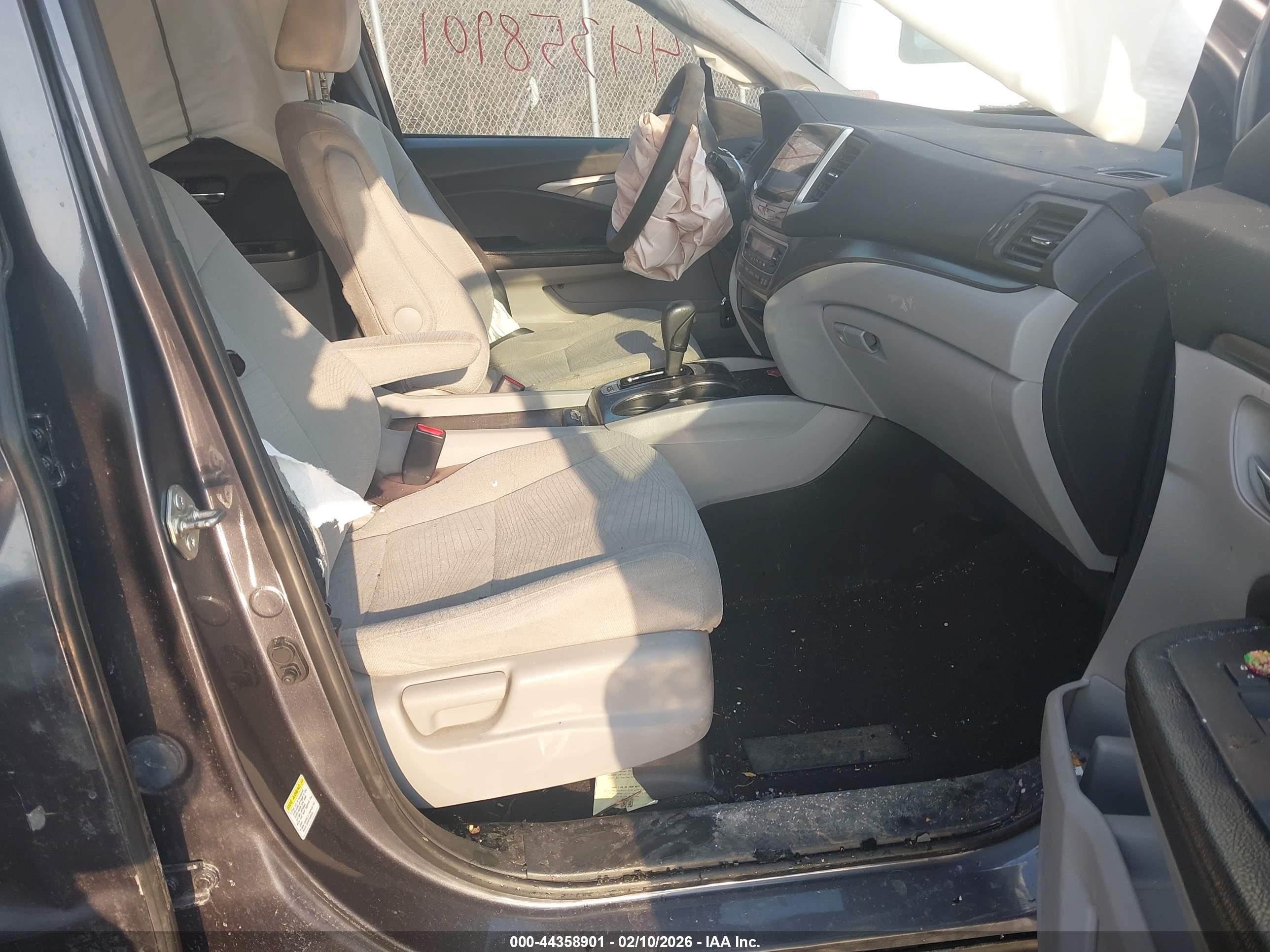 HONDA PILOT image 5