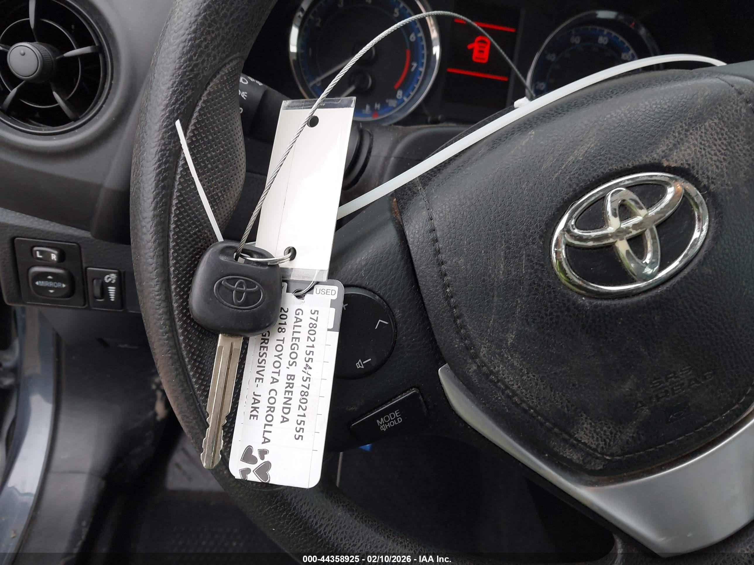 TOYOTA COROLLA image 11