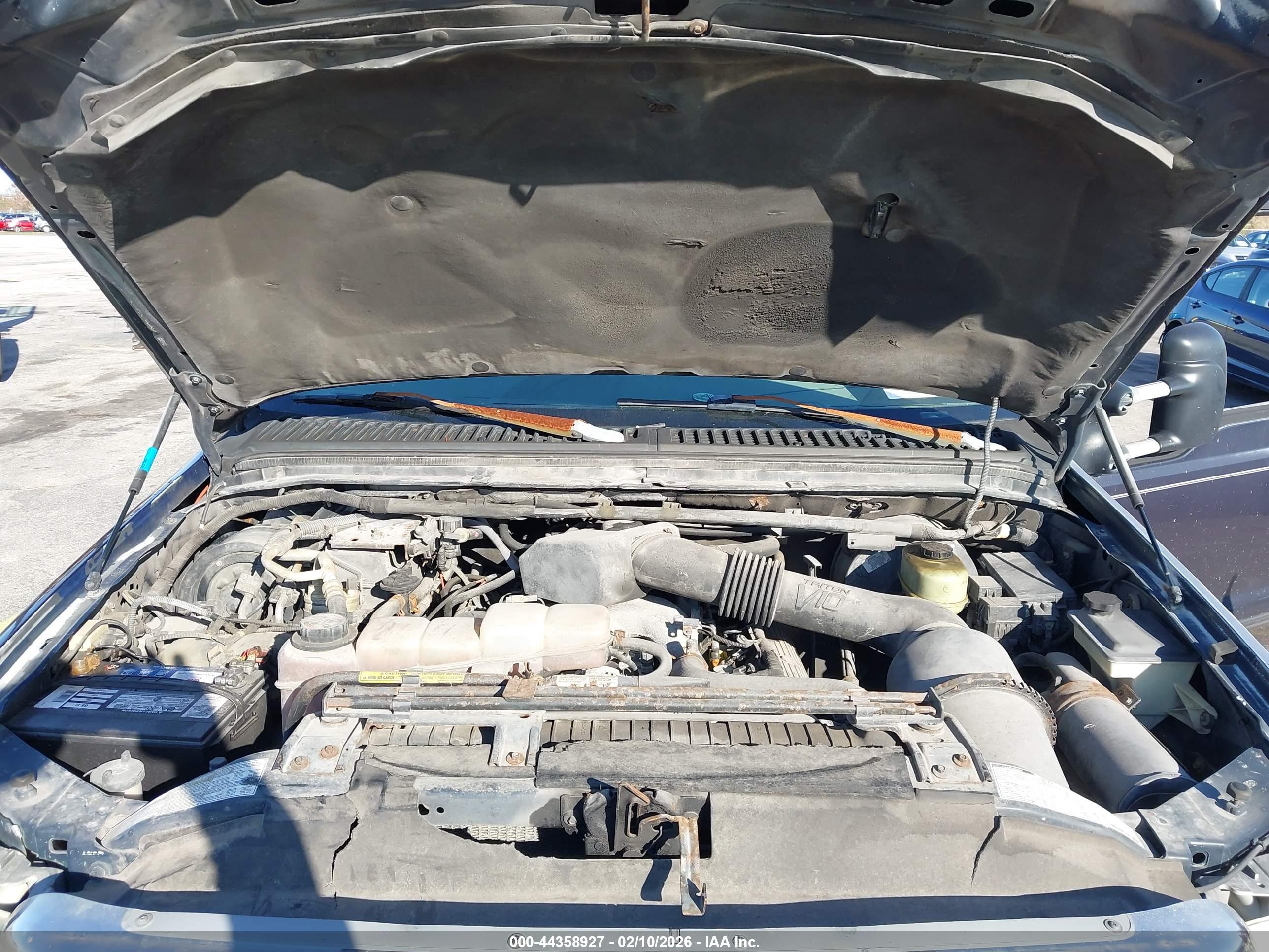 FORD EXCURSION image 10