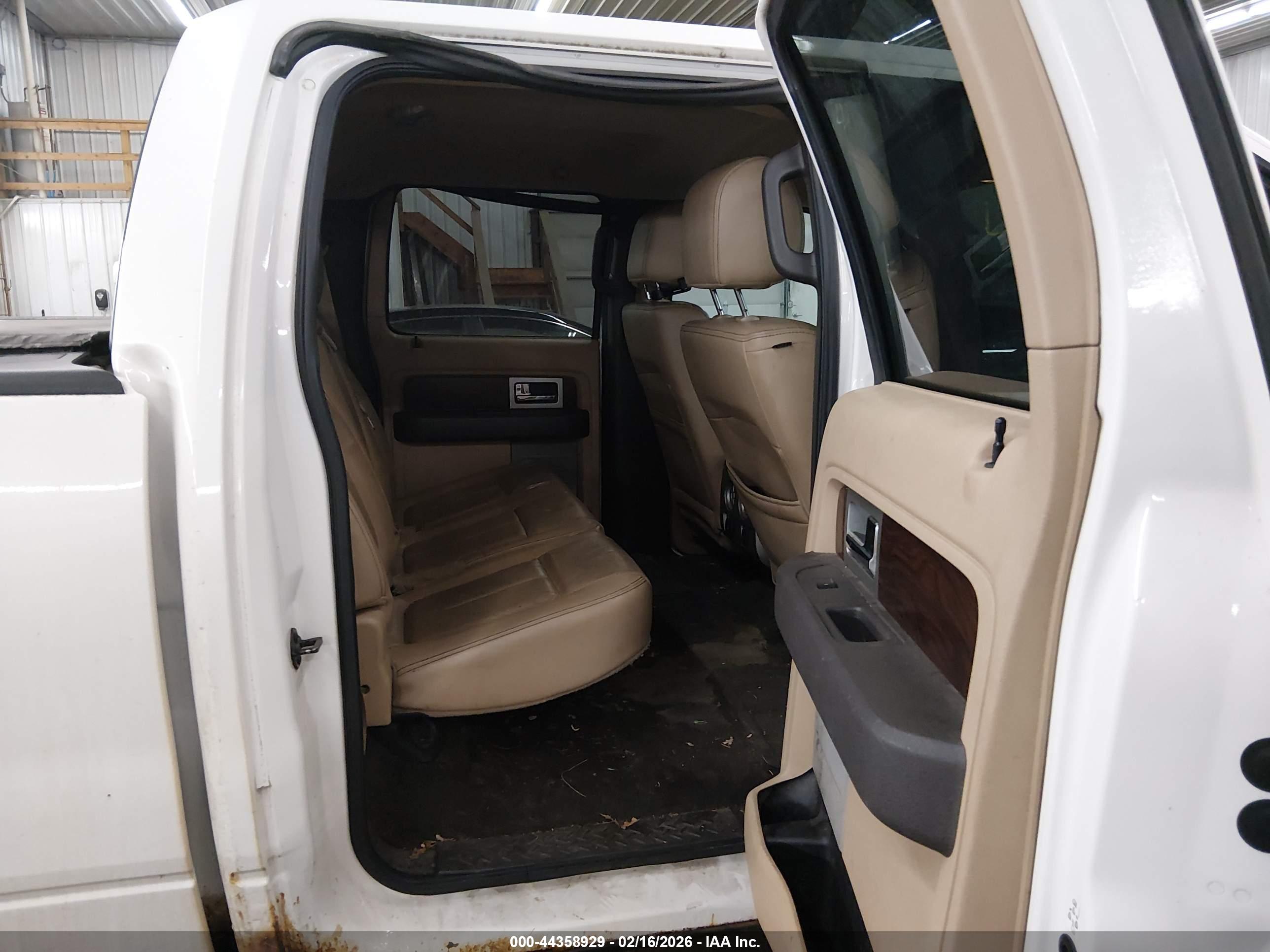 FORD F-150 image 8