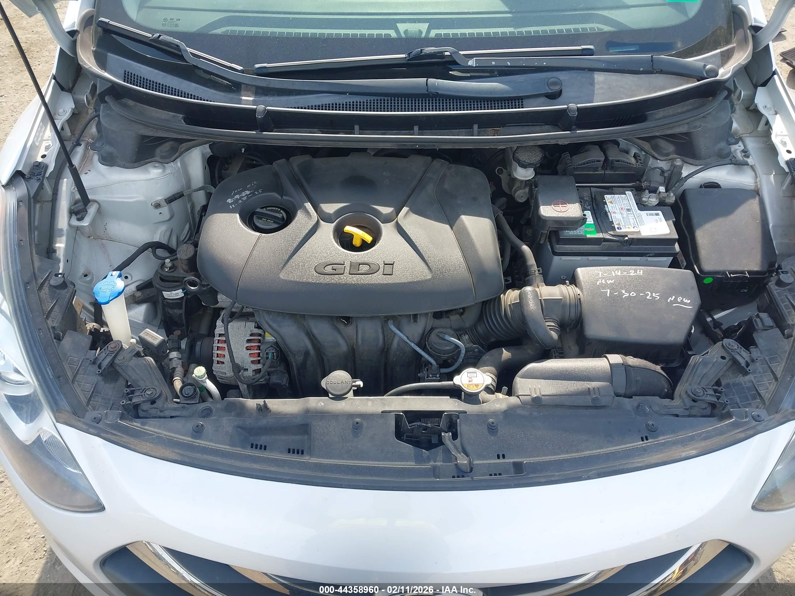 HYUNDAI ELANTRA image 10