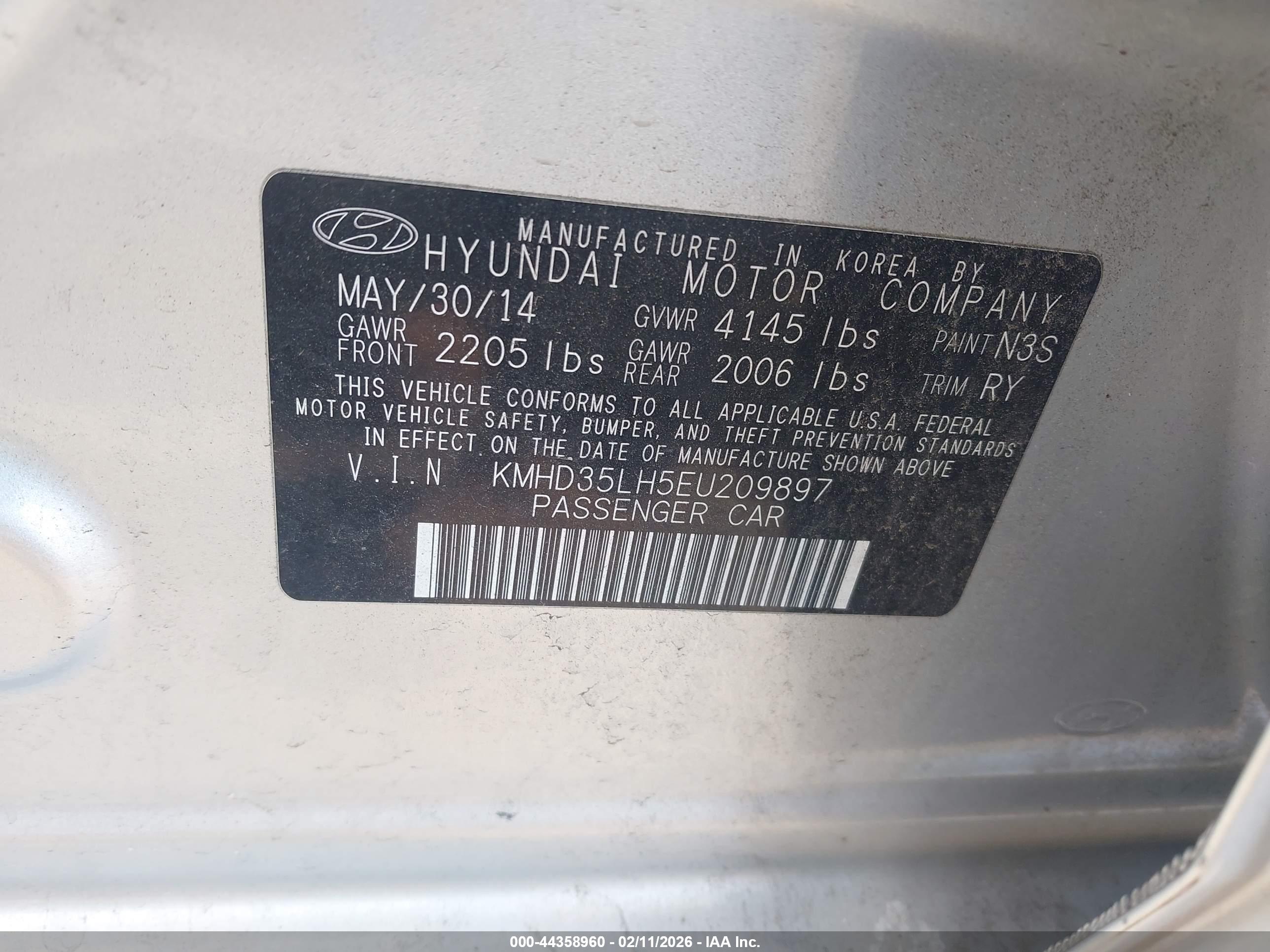 HYUNDAI ELANTRA image 9