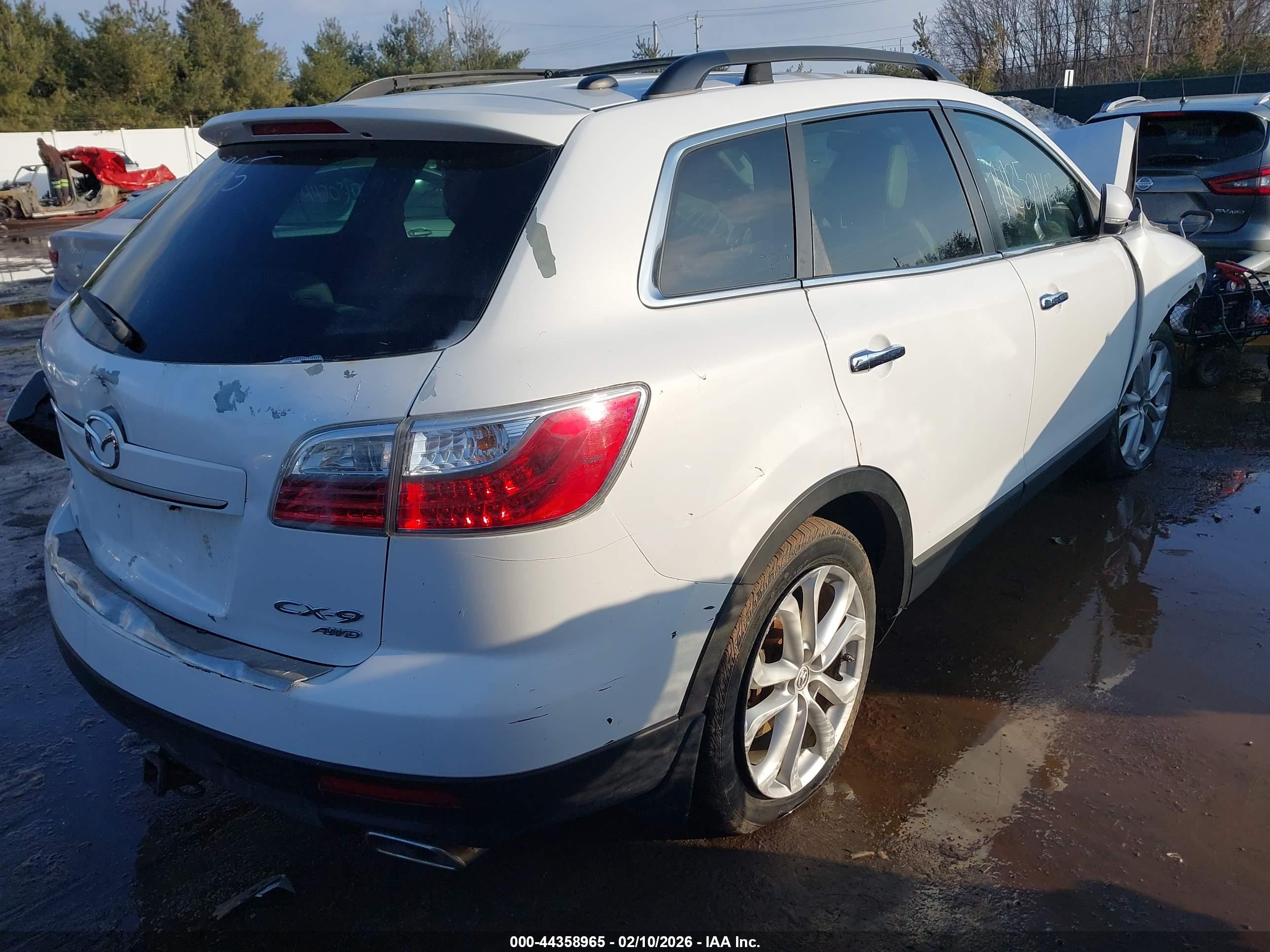MAZDA CX-9 image 4